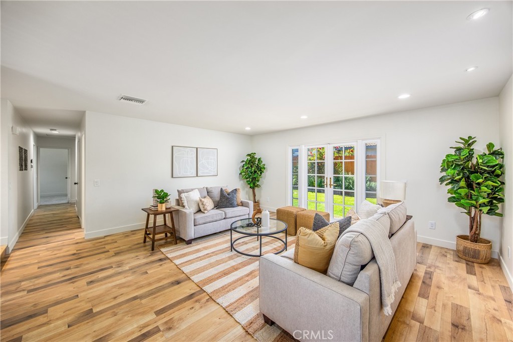 1456 Fernwood