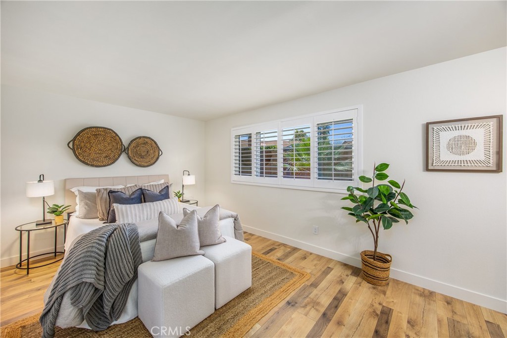 1456 Fernwood