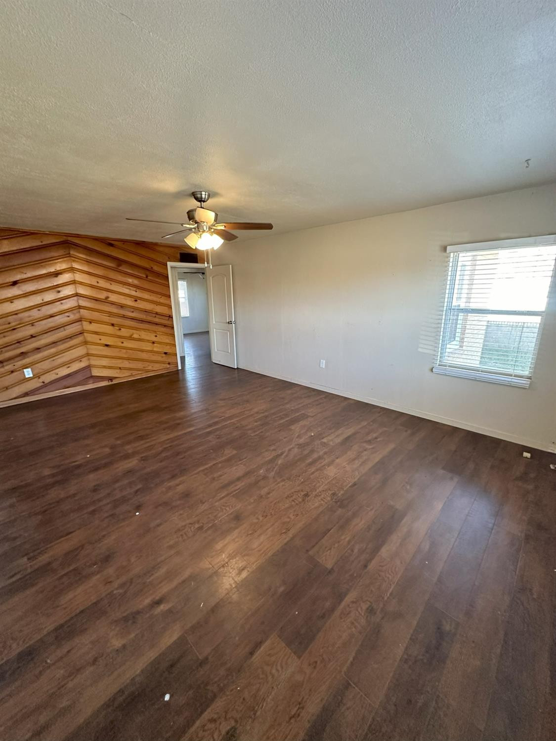 1102 E Ripley Street