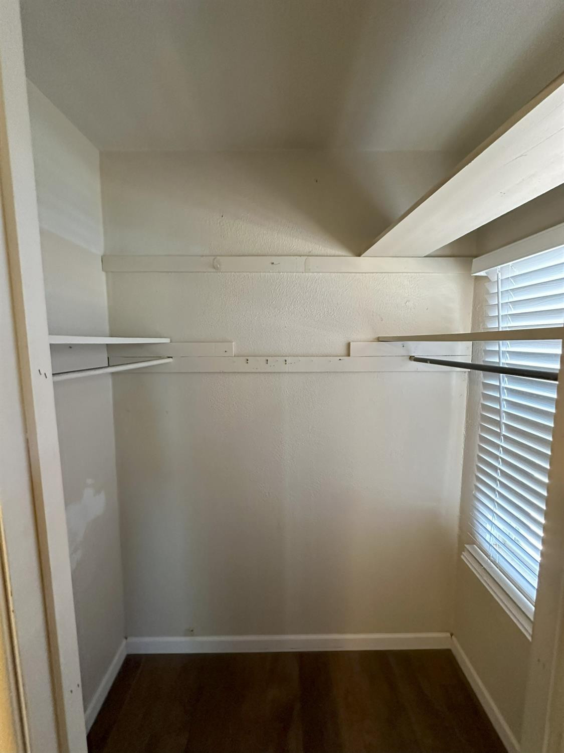 1102 E Ripley Street