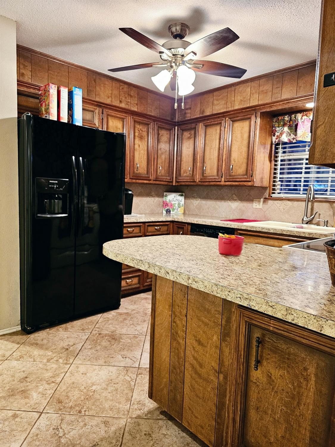 1714 E Hester Street