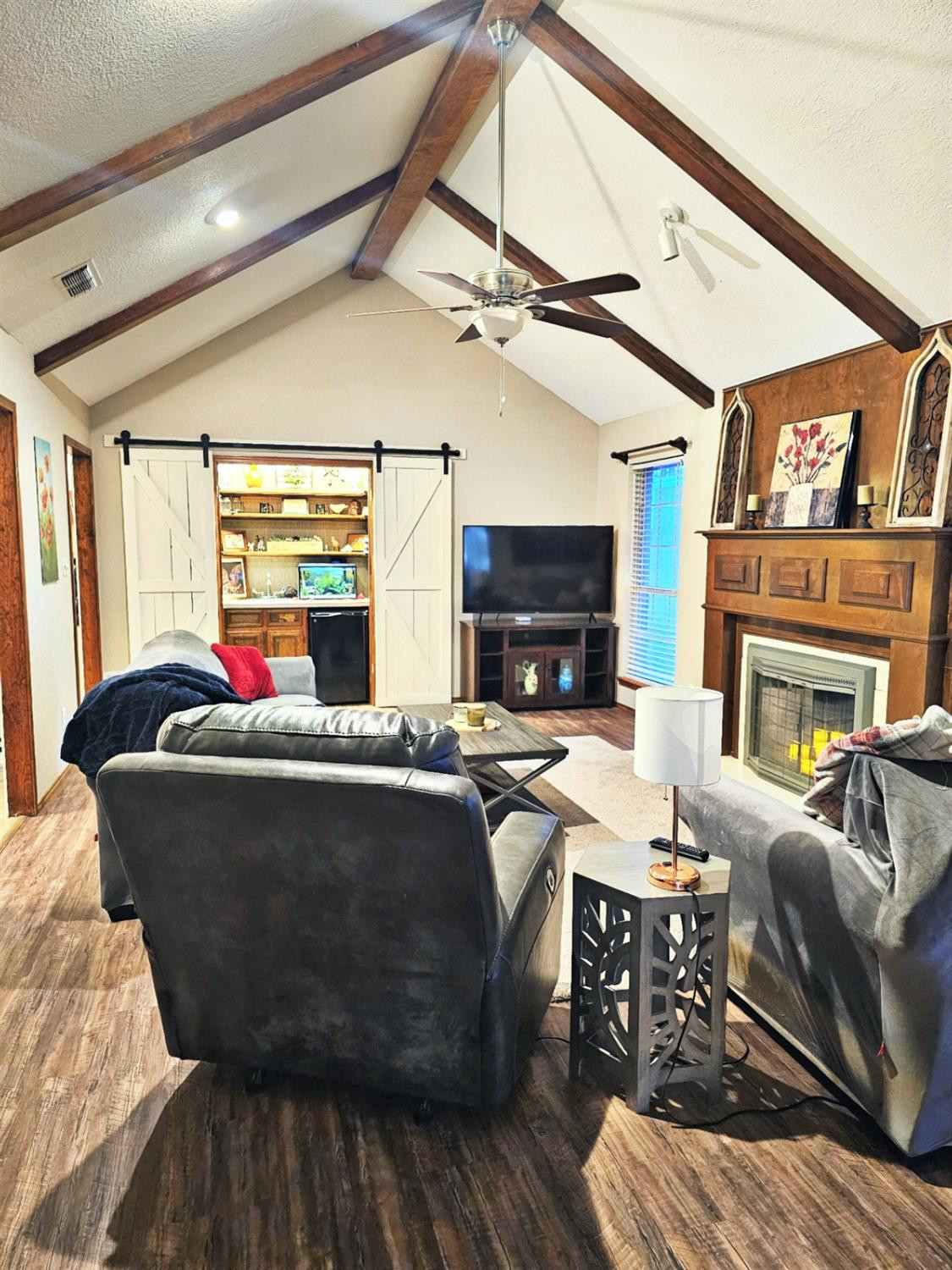 1714 E Hester Street