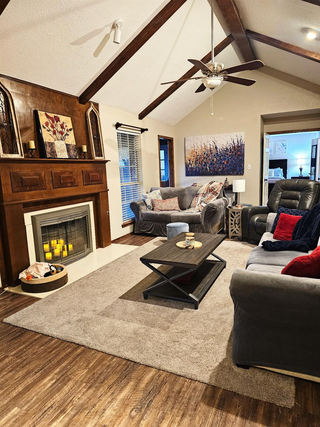 1714 E Hester Street