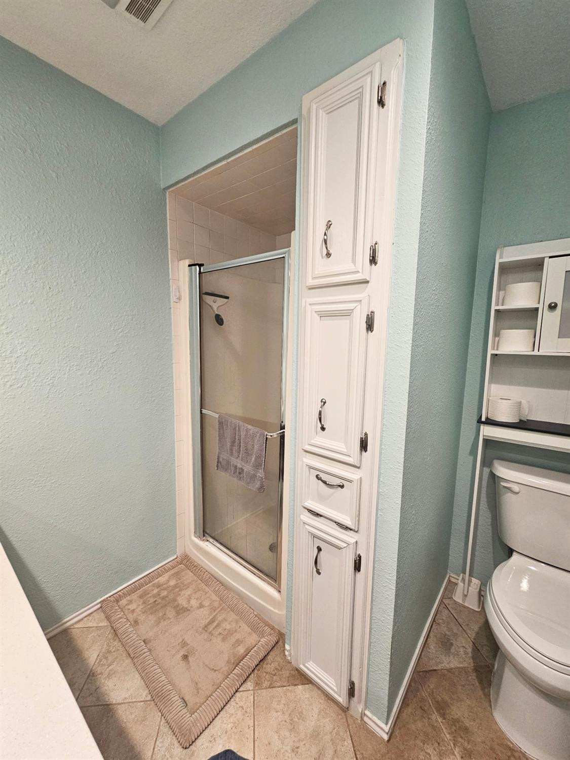 1714 E Hester Street