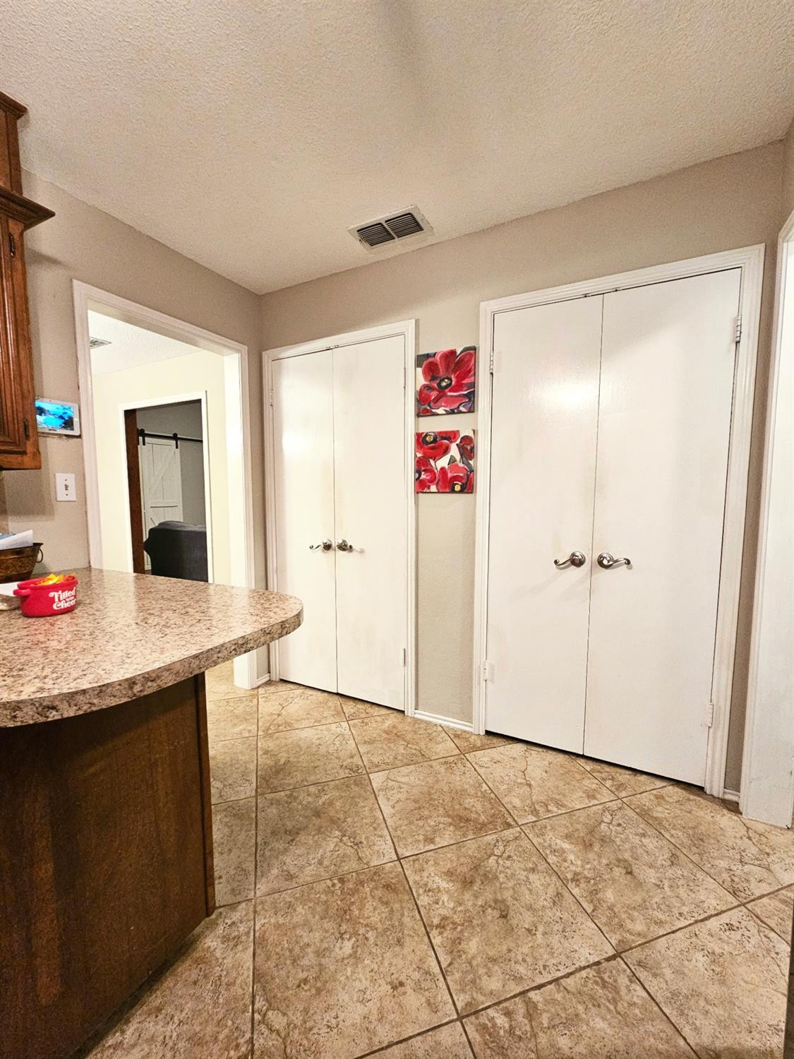 1714 E Hester Street