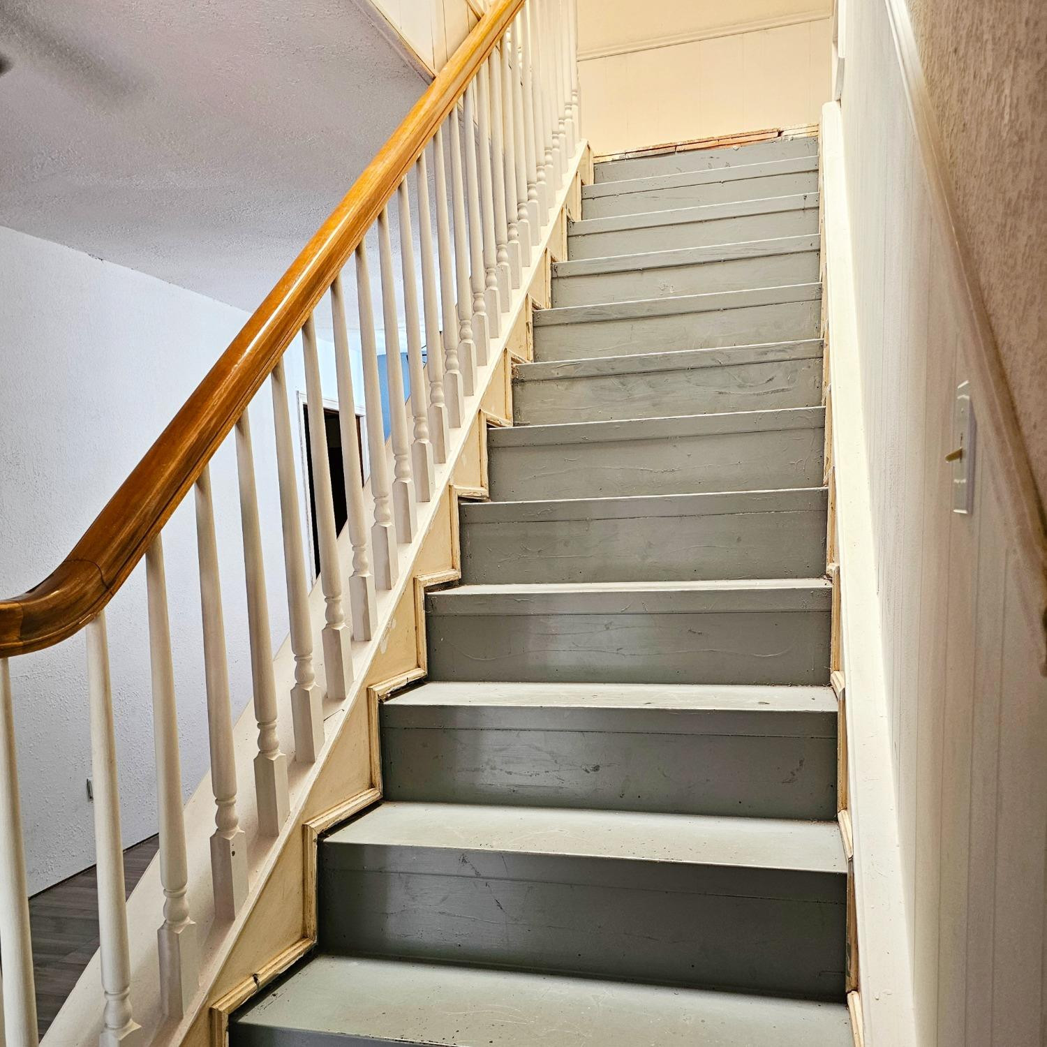 1902 E Reppto Street