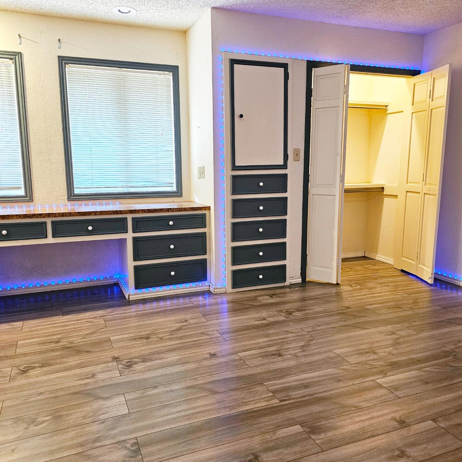 1902 E Reppto Street