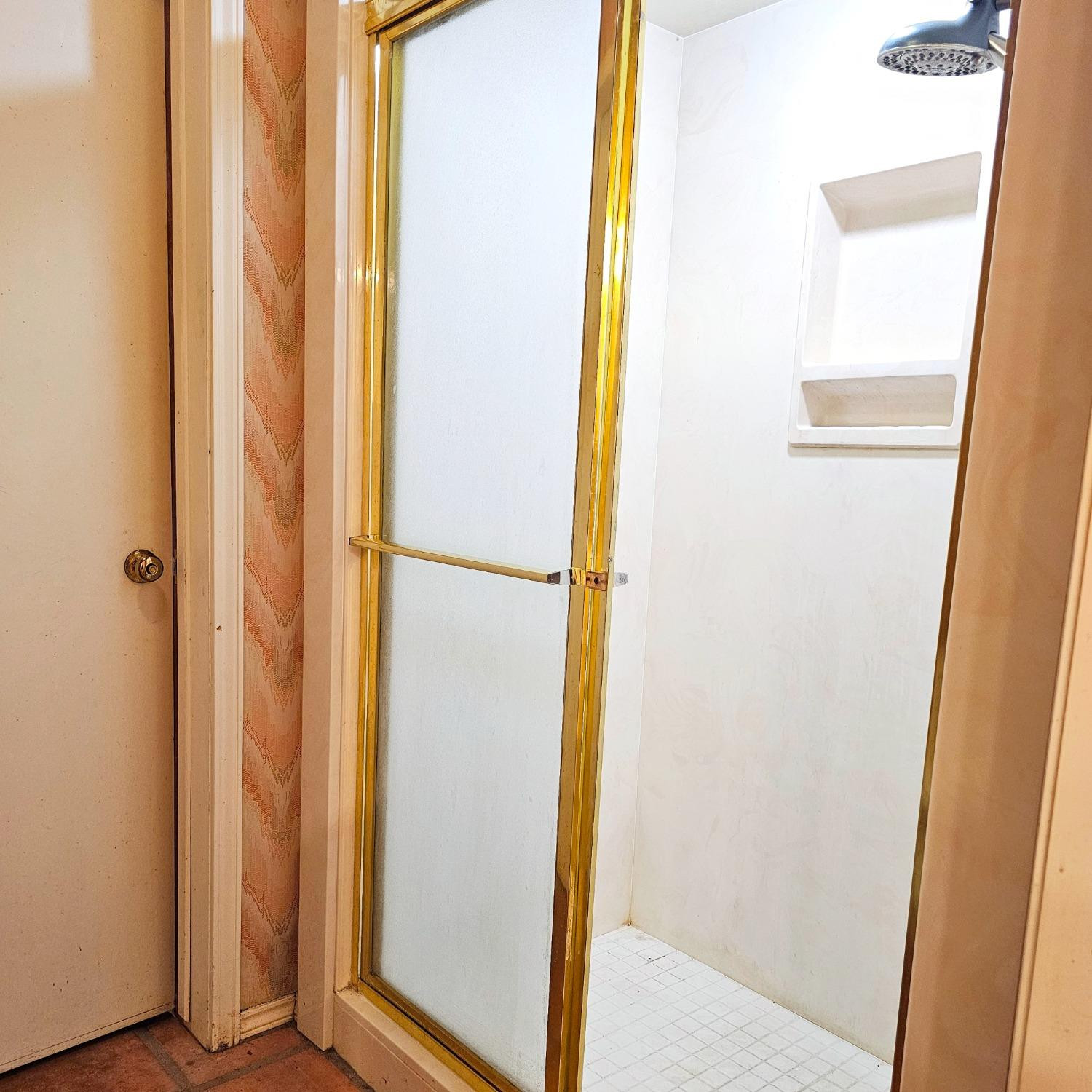 1902 E Reppto Street