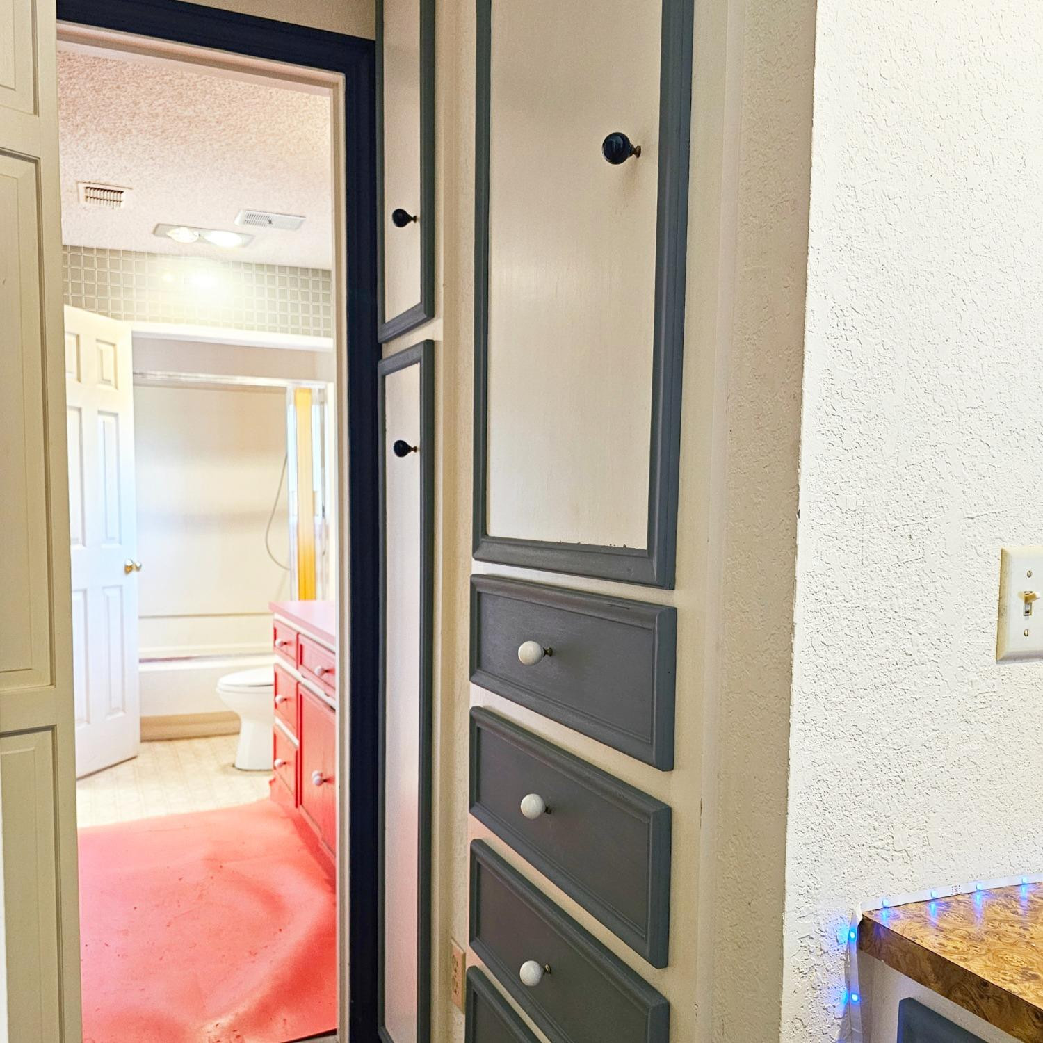 1902 E Reppto Street