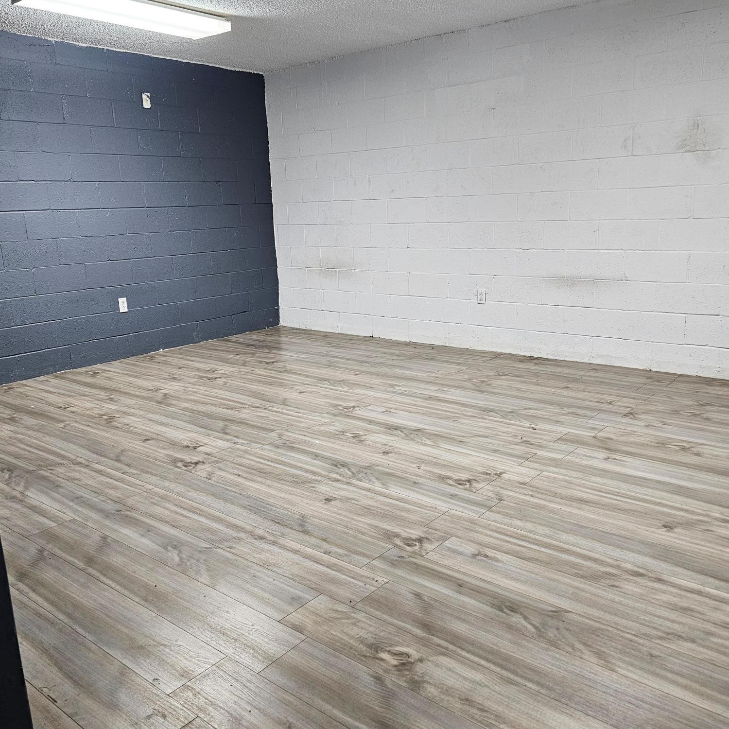 1902 E Reppto Street