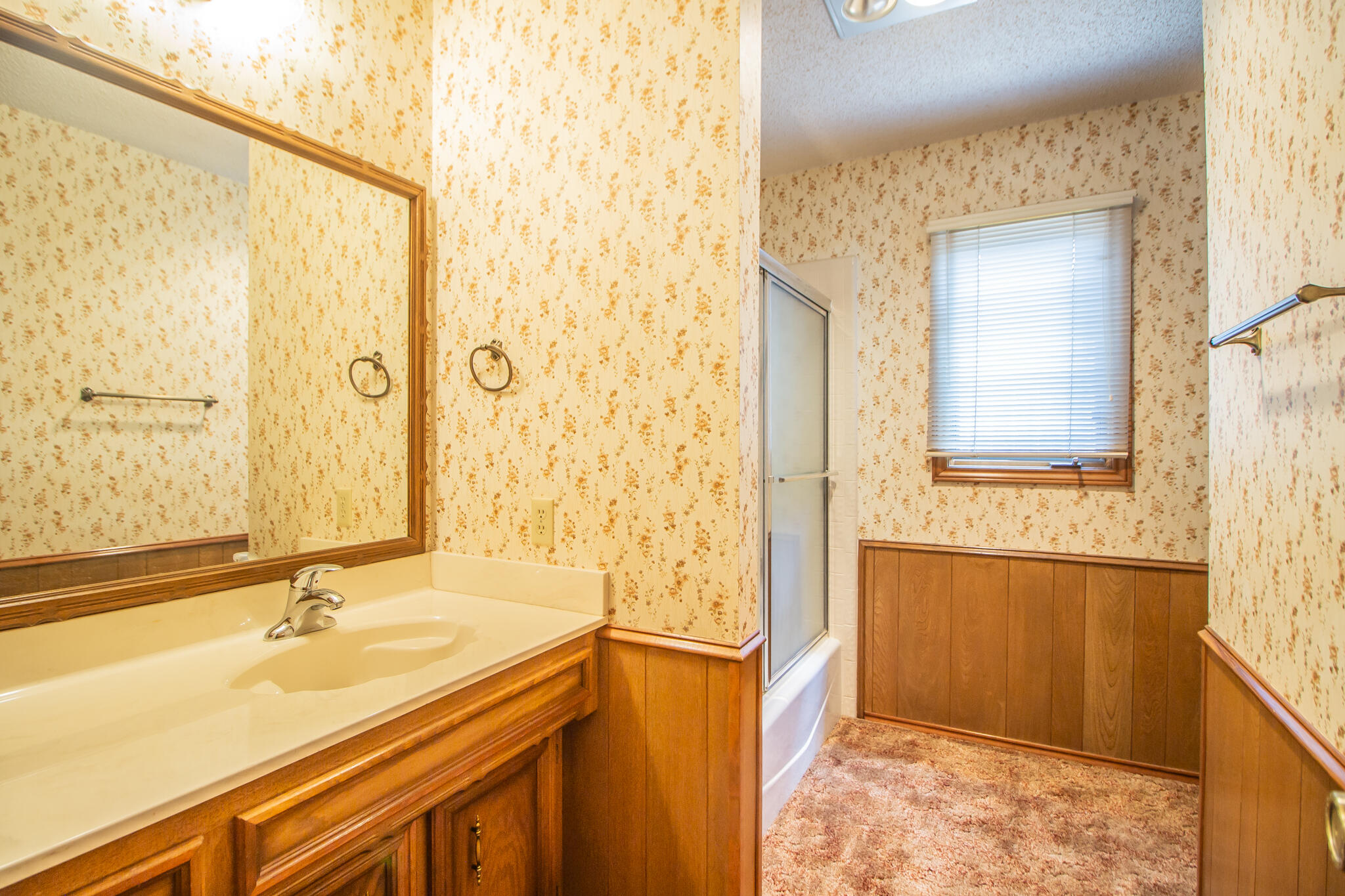 1704 Hester E Hester