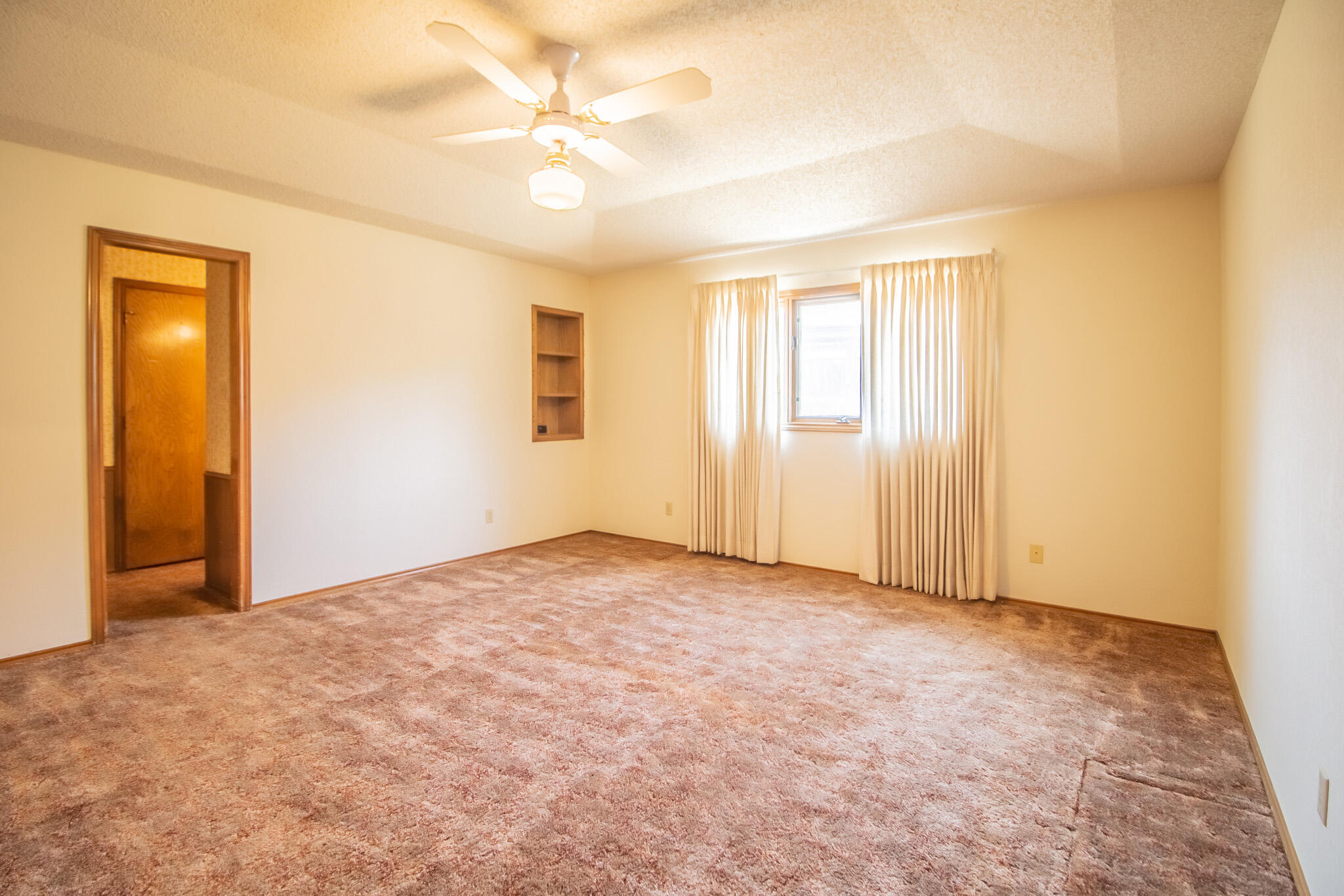 1704 Hester E Hester