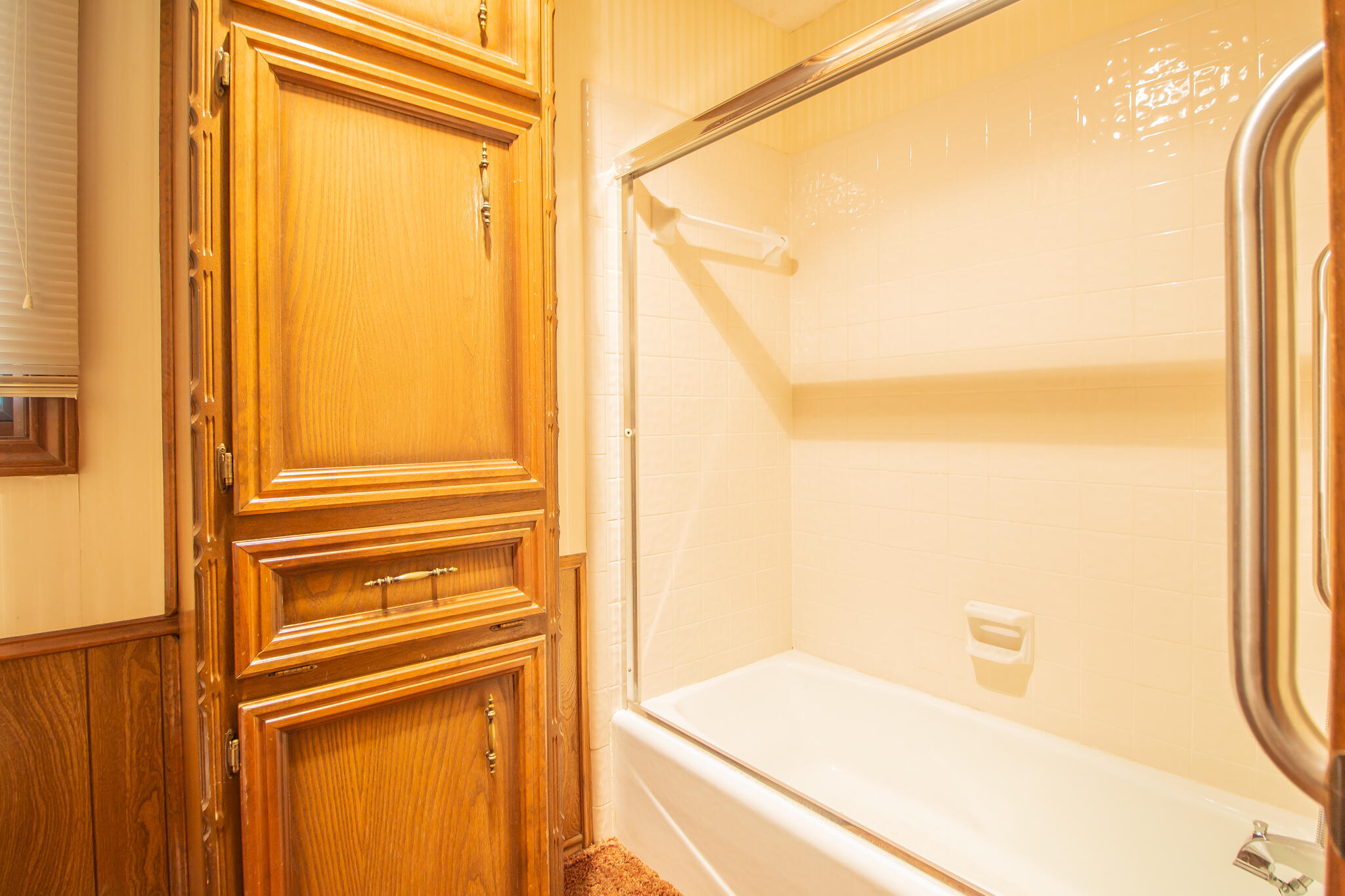 1704 Hester E Hester