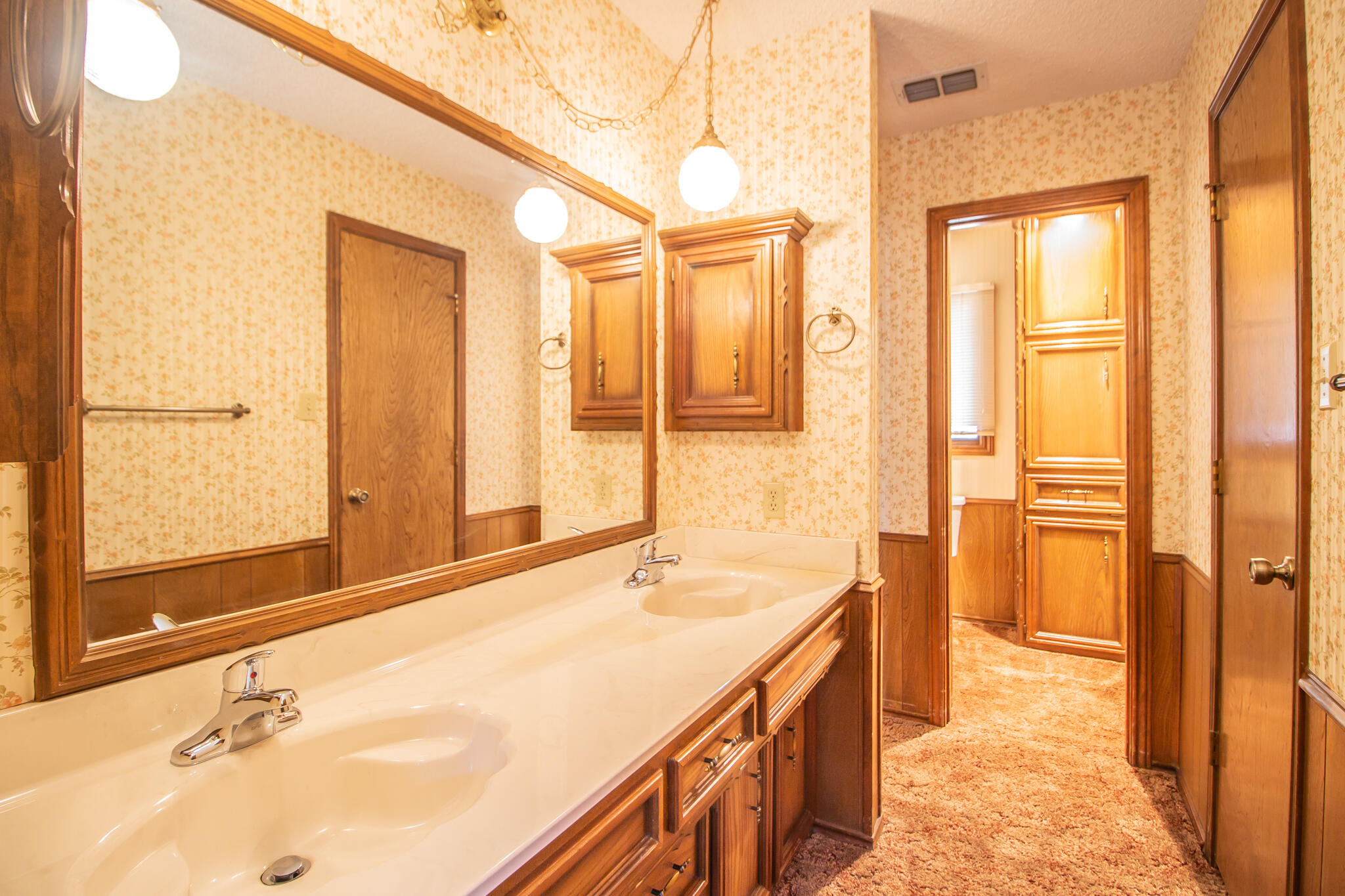 1704 Hester E Hester