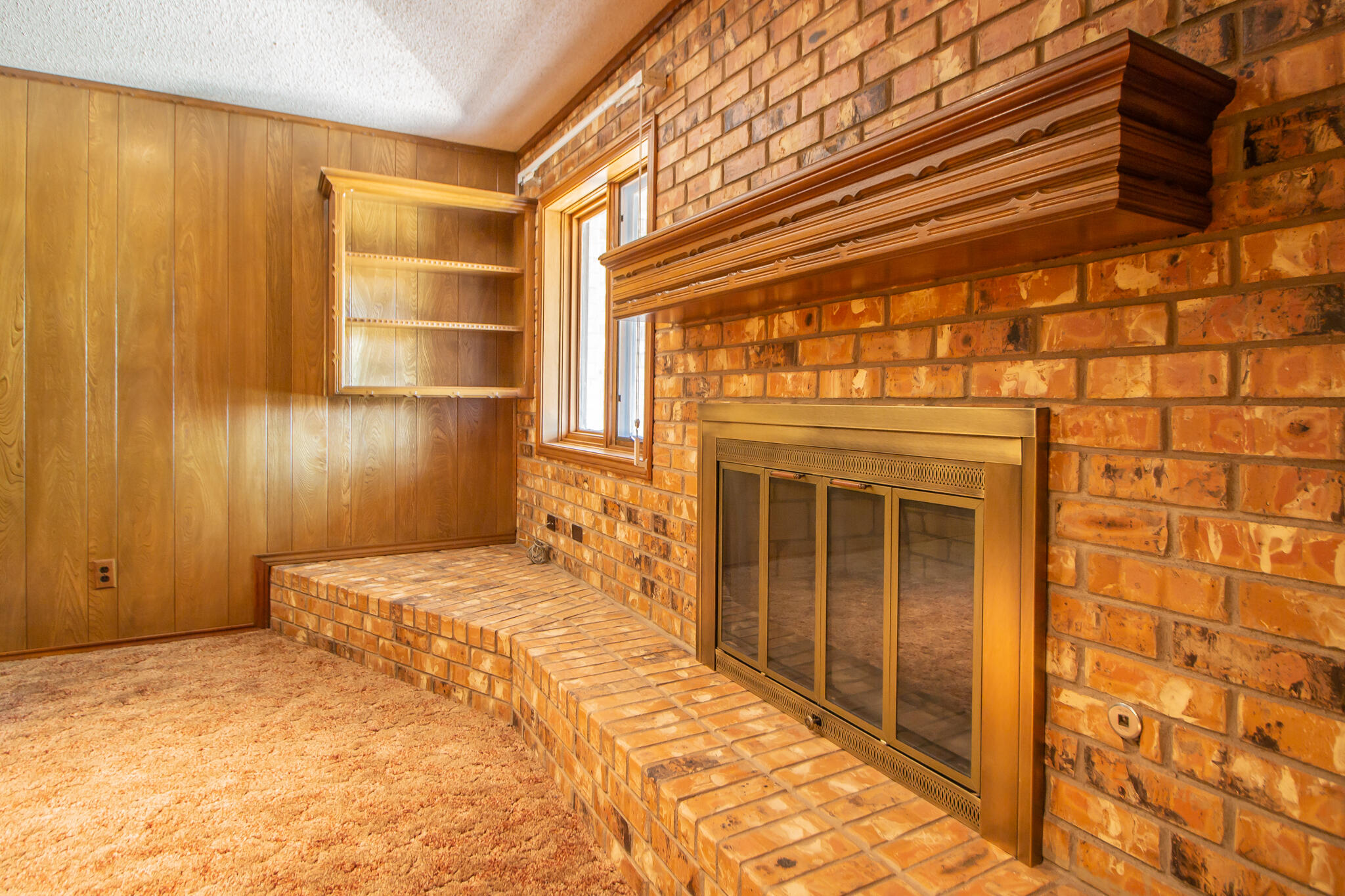 1704 Hester E Hester