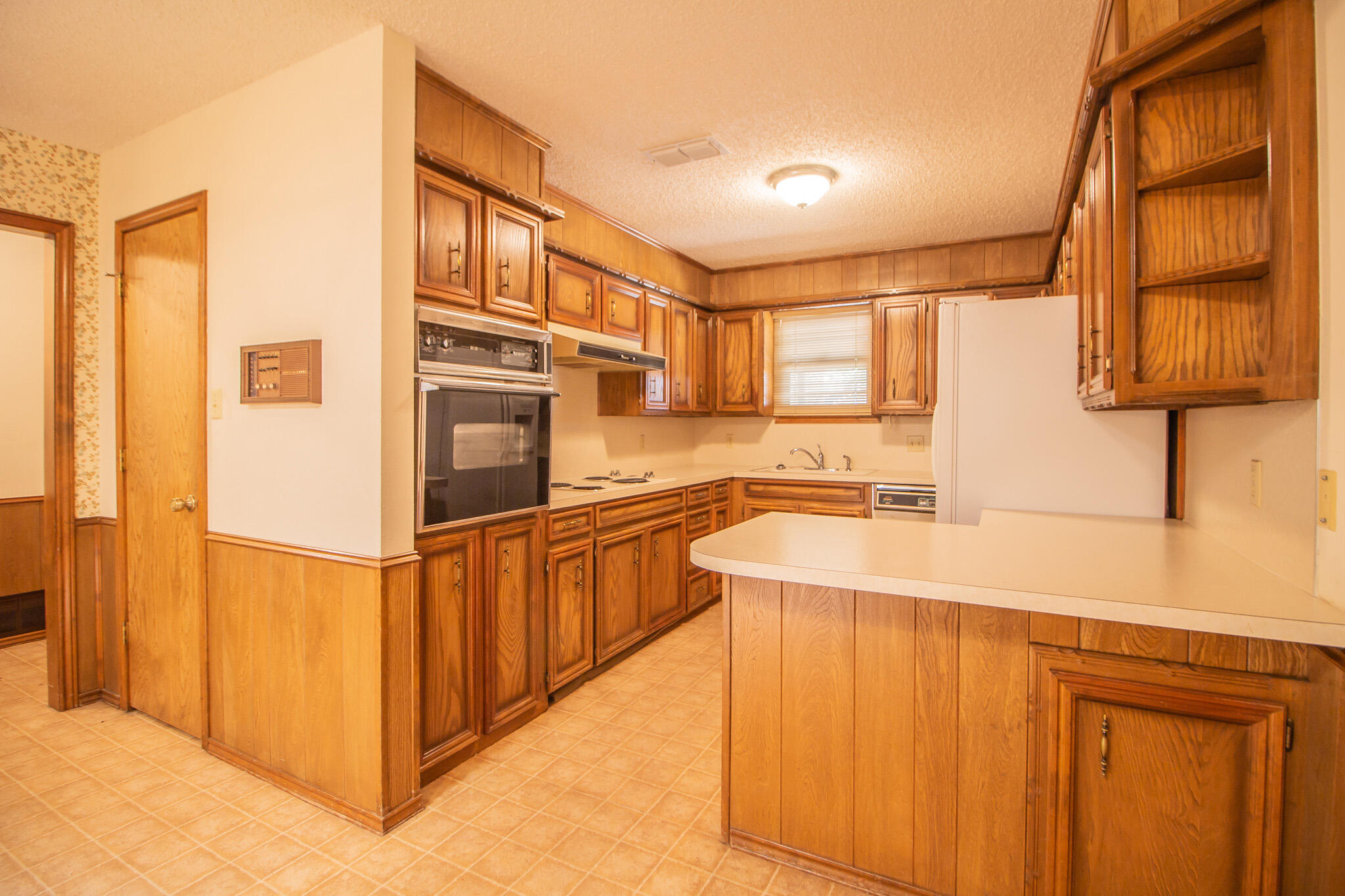 1704 Hester E Hester