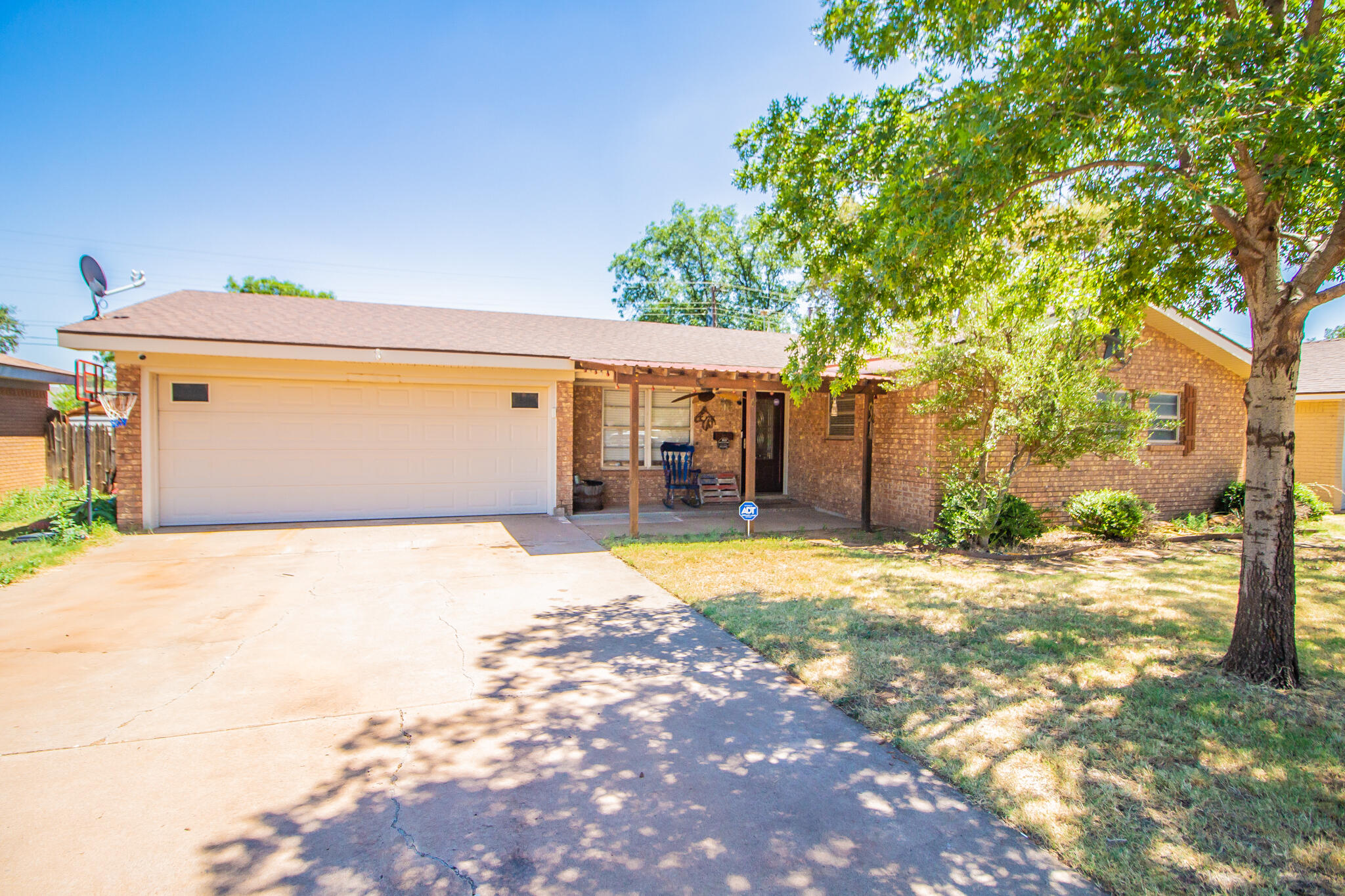 1206 S Pecos Drive