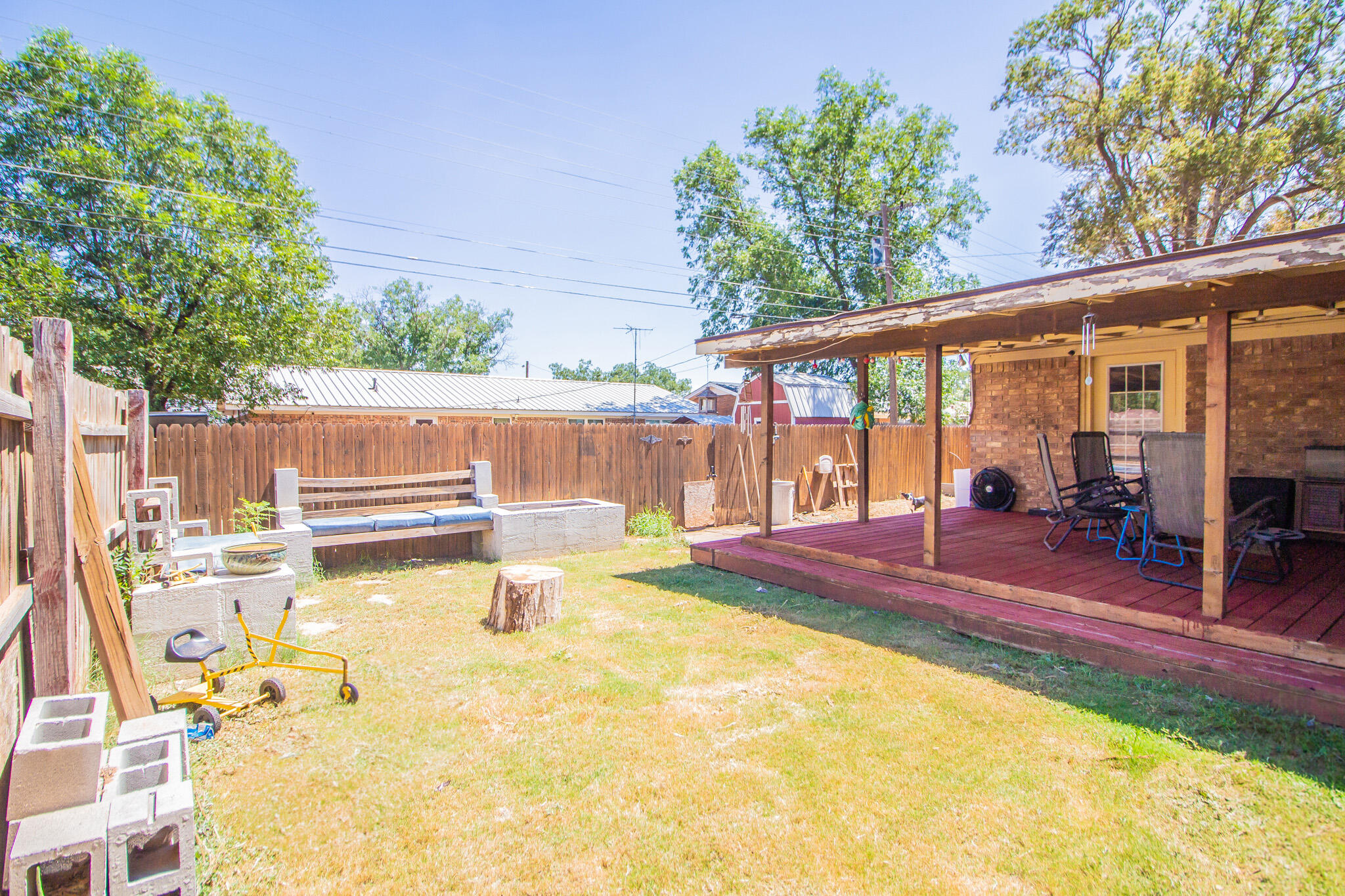 1206 S Pecos Drive