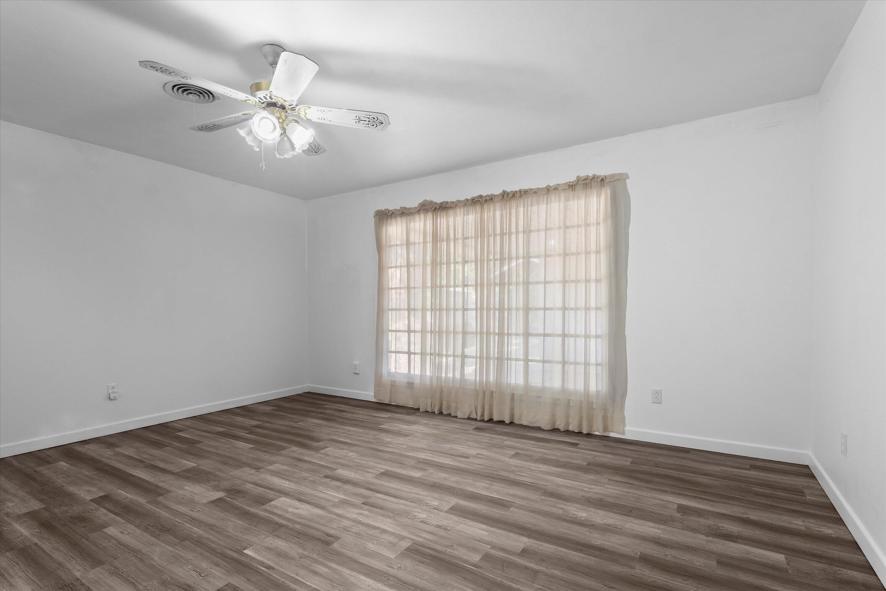 1308 E Harris Street