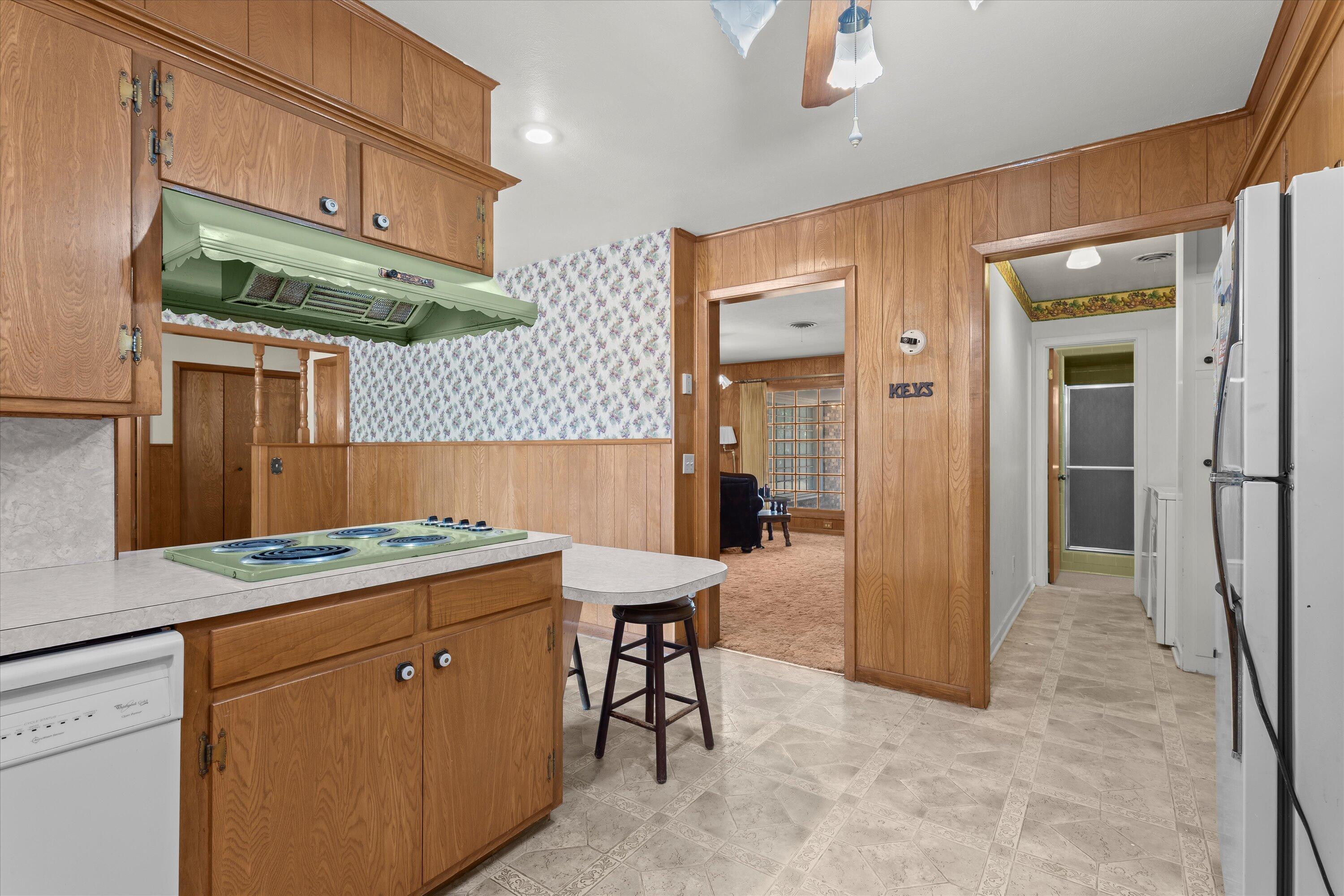 1308 E Harris Street