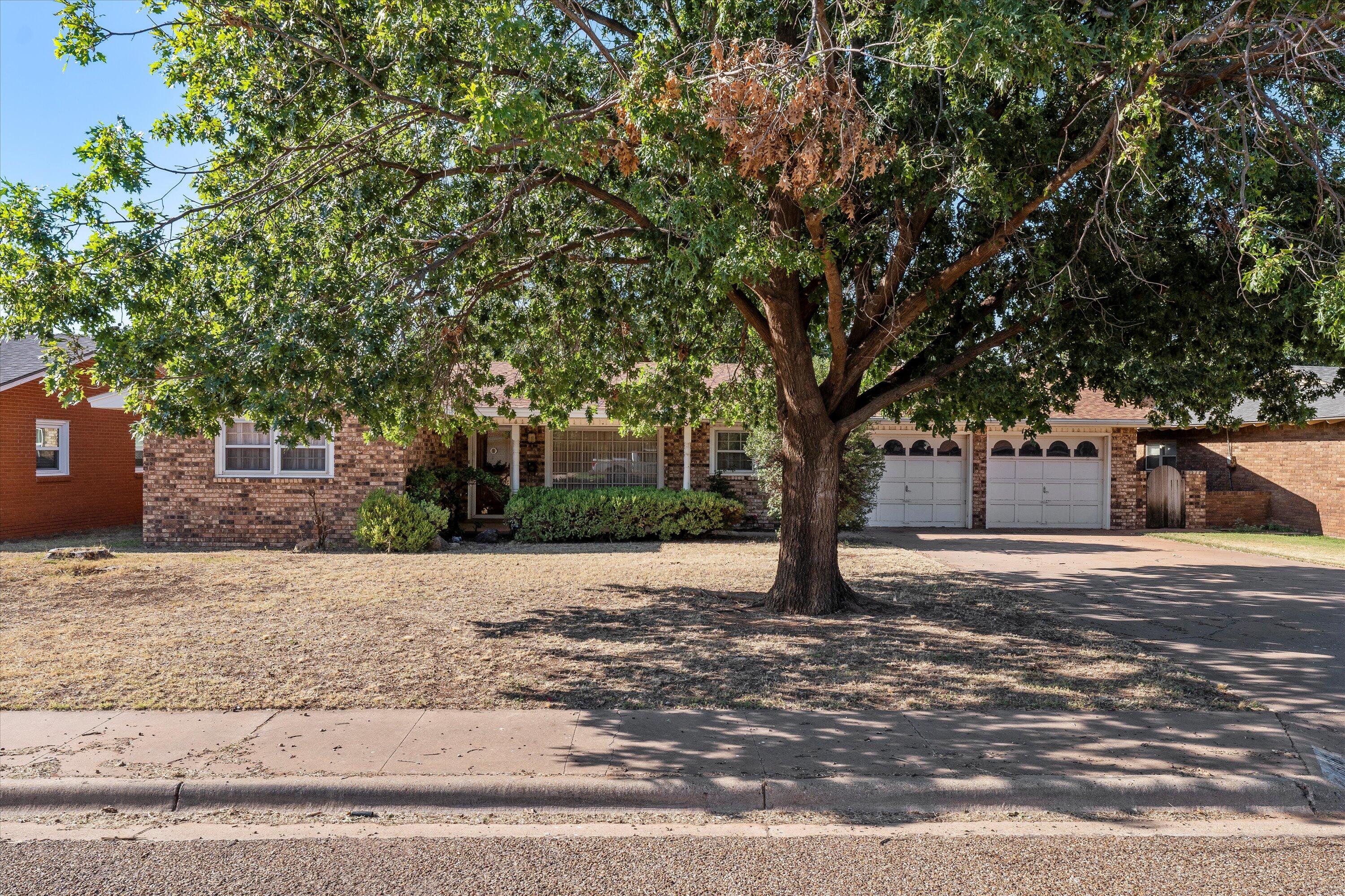 1308 E Harris Street