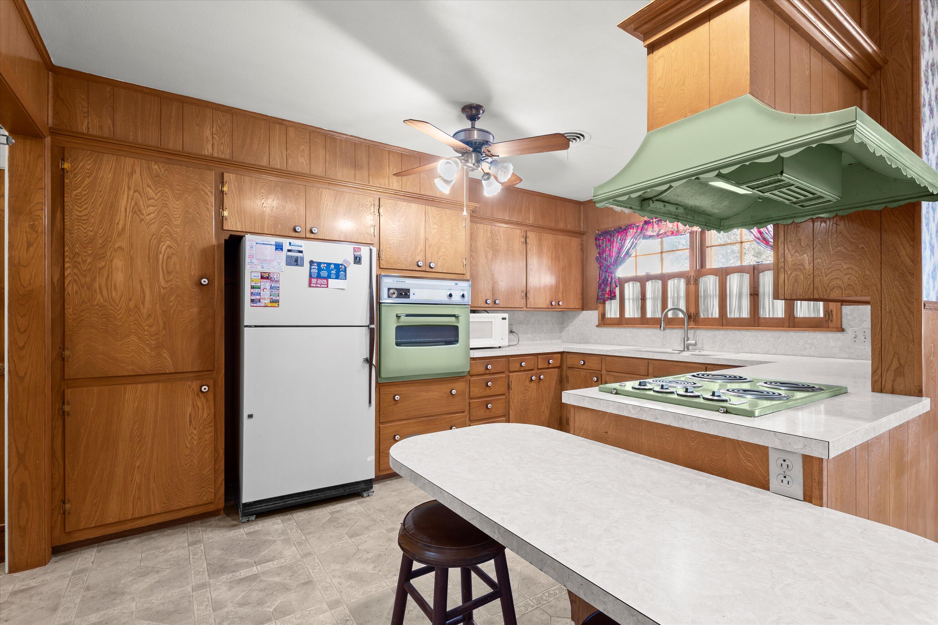 1308 E Harris Street