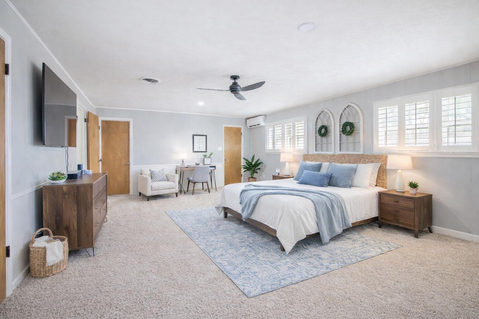 1603 E Reppto Street