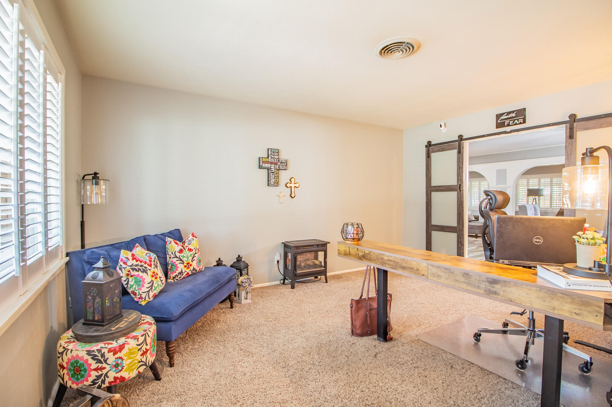 1603 E Reppto Street