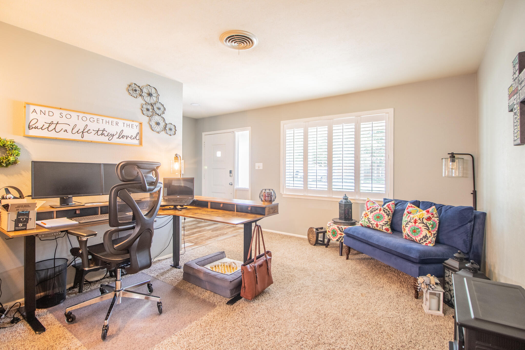 1603 E Reppto Street