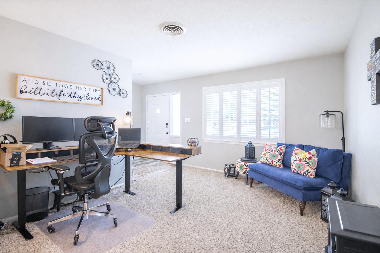 1603 E Reppto Street