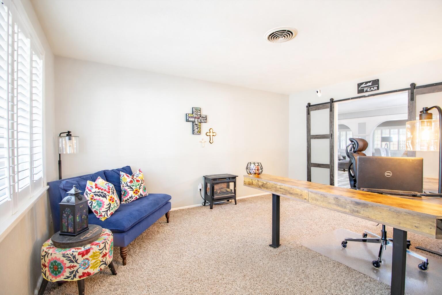 1603 E Reppto Street