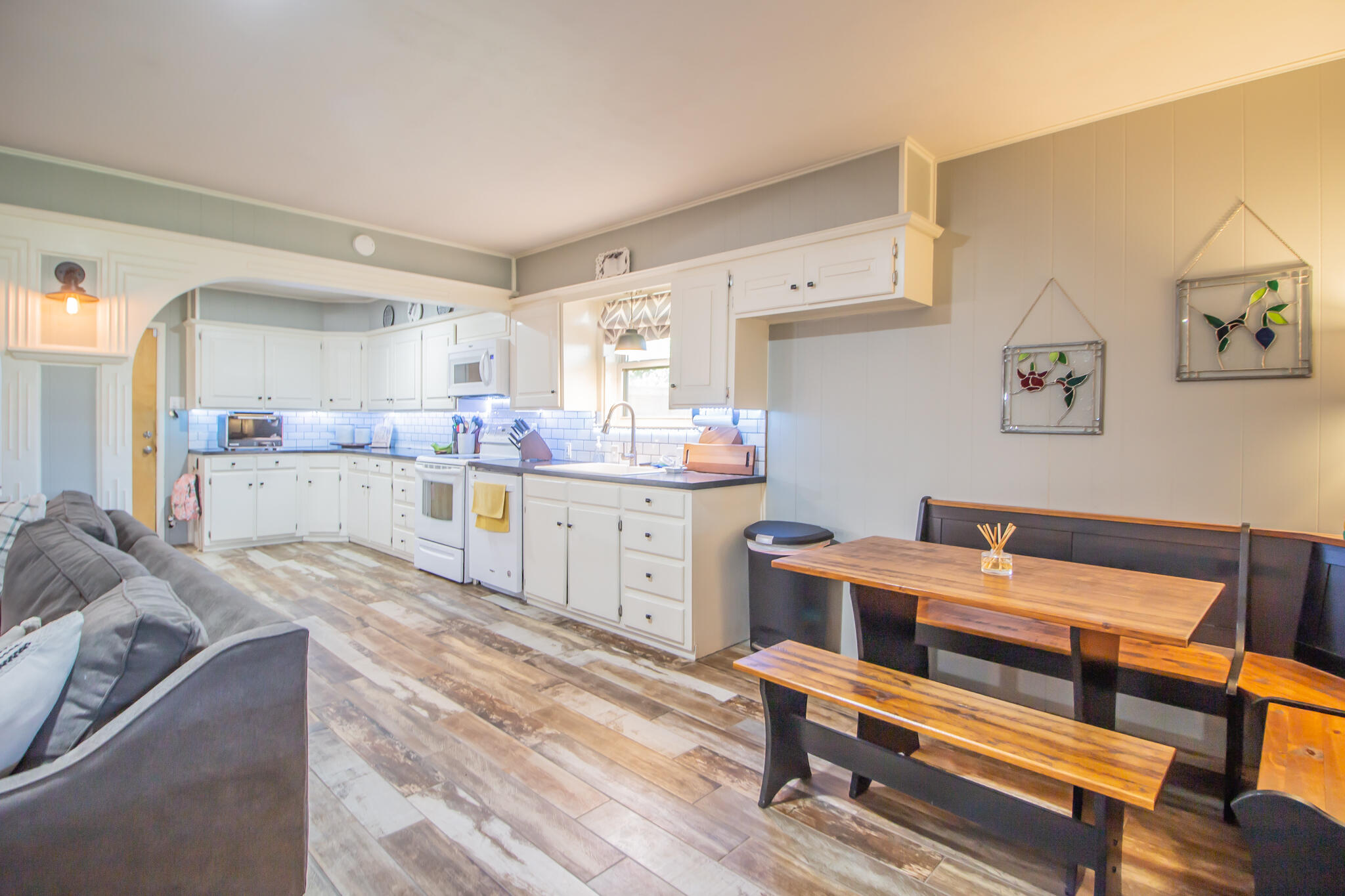 1603 E Reppto Street