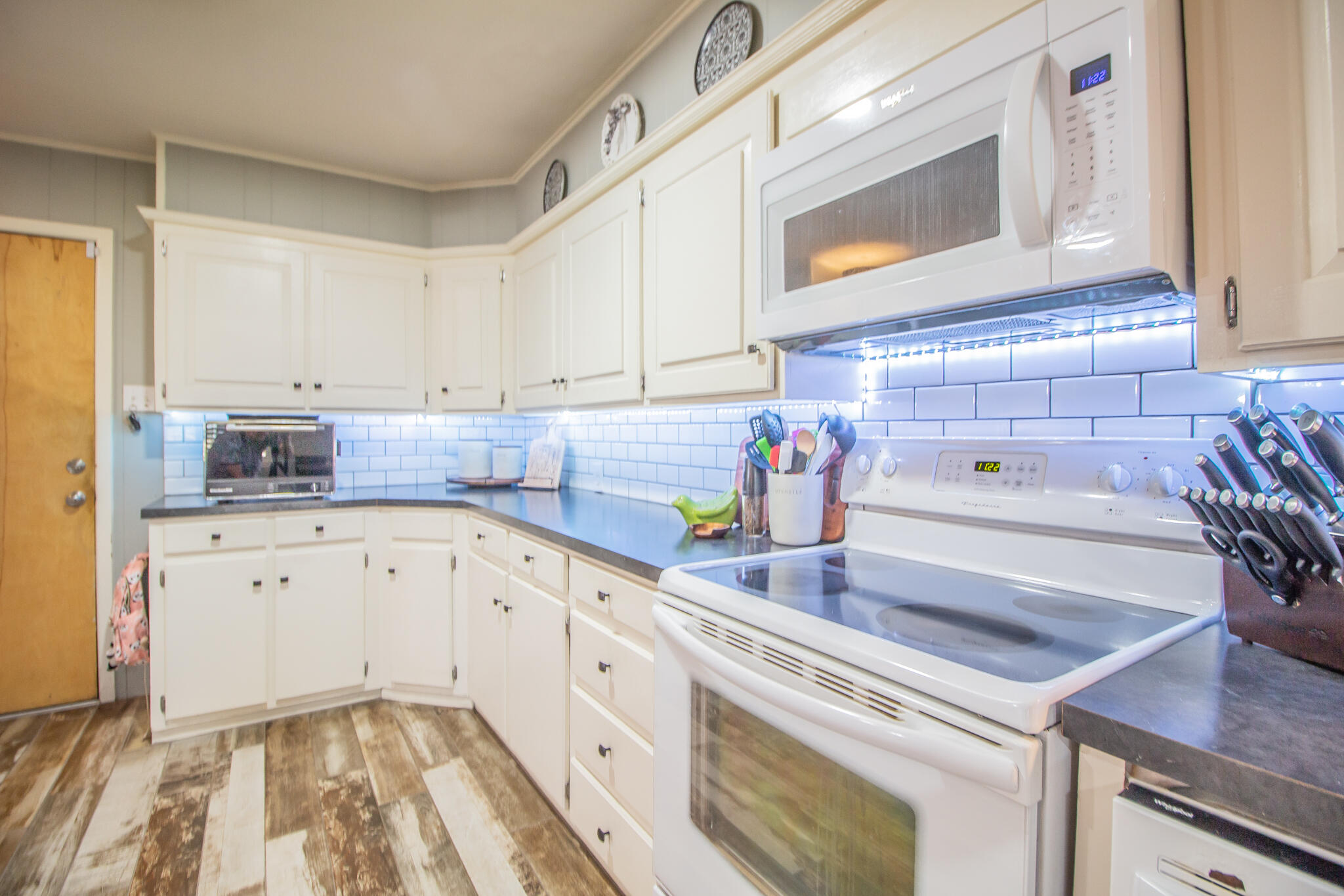 1603 E Reppto Street