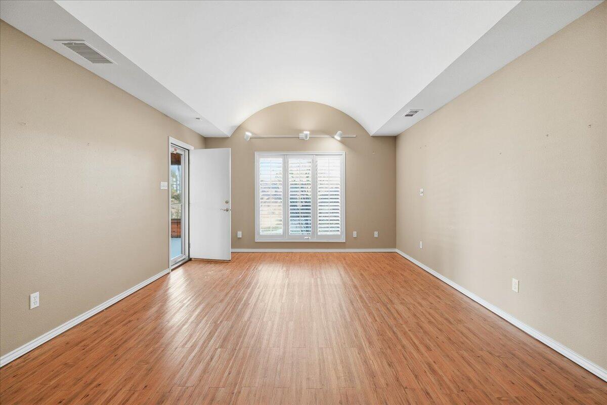 1703 E Casa Linda Lane