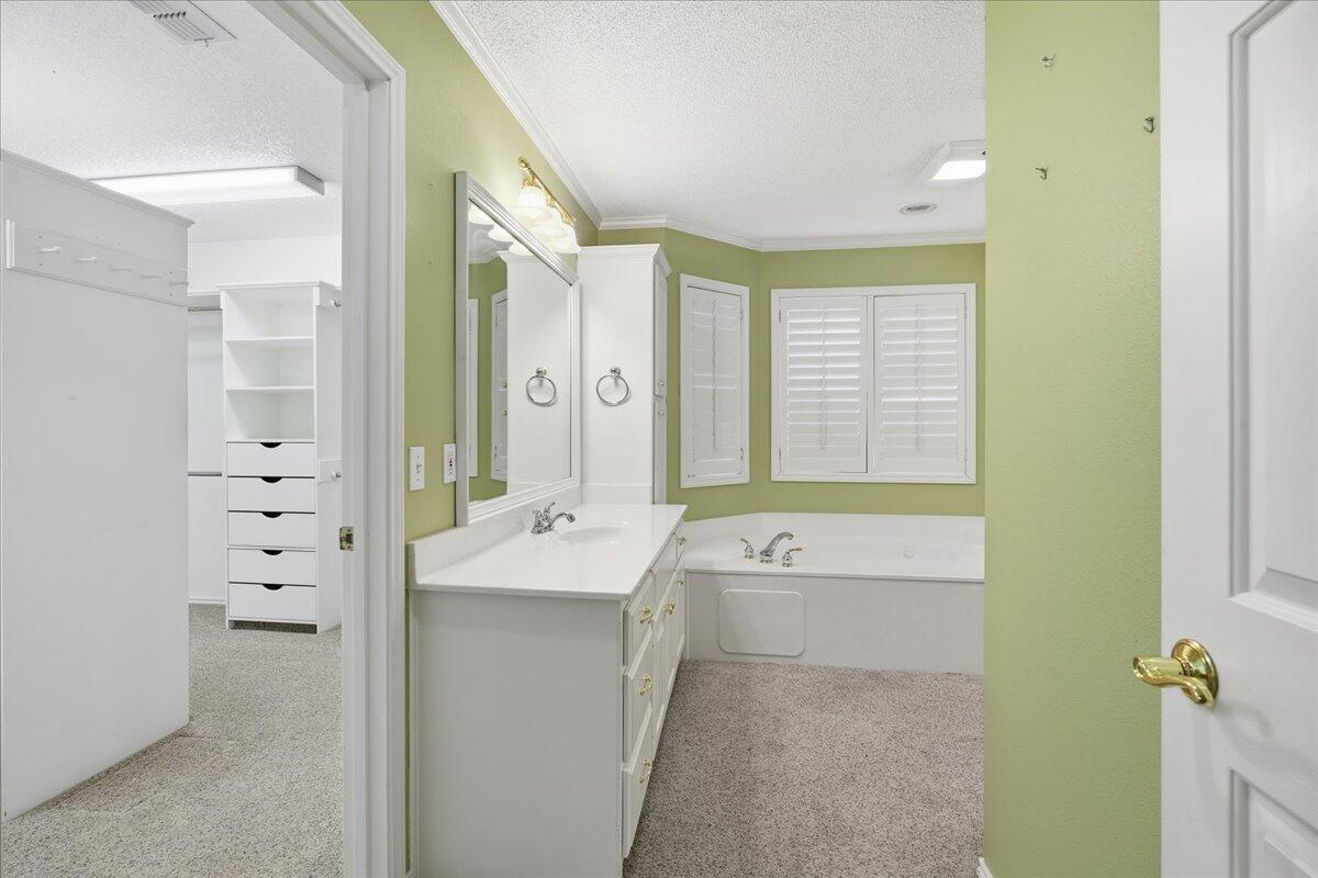 1703 E Casa Linda Lane