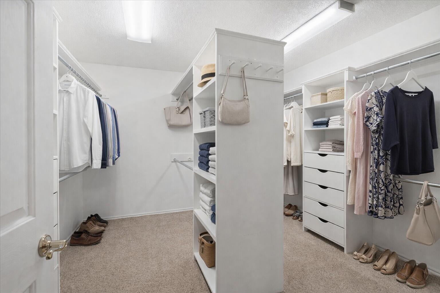 1703 E Casa Linda Lane