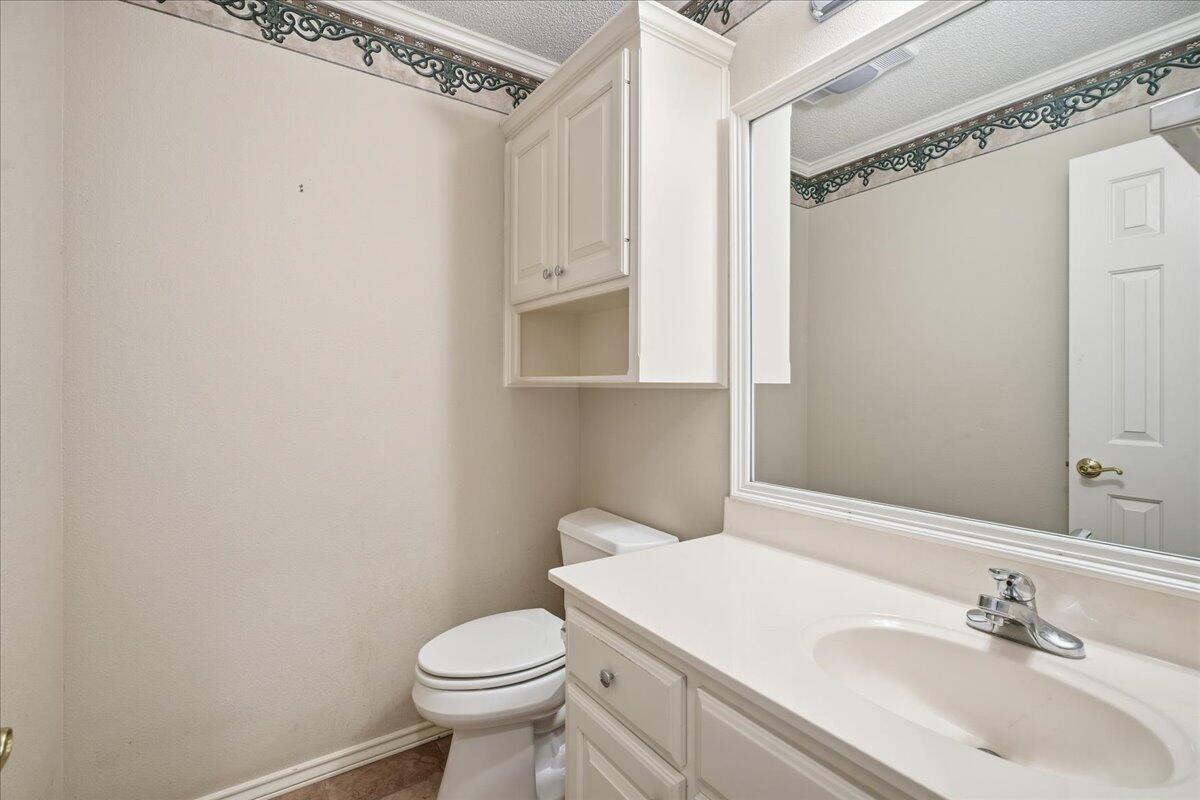 1703 E Casa Linda Lane