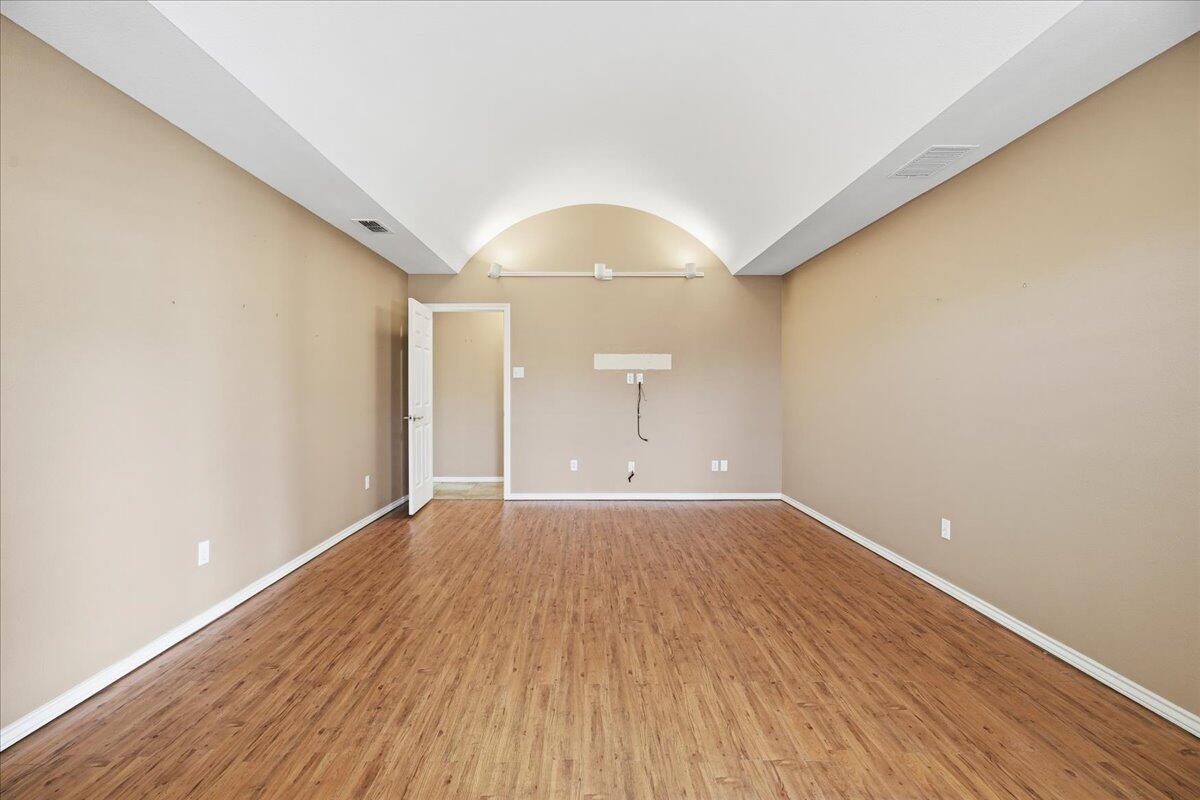 1703 E Casa Linda Lane