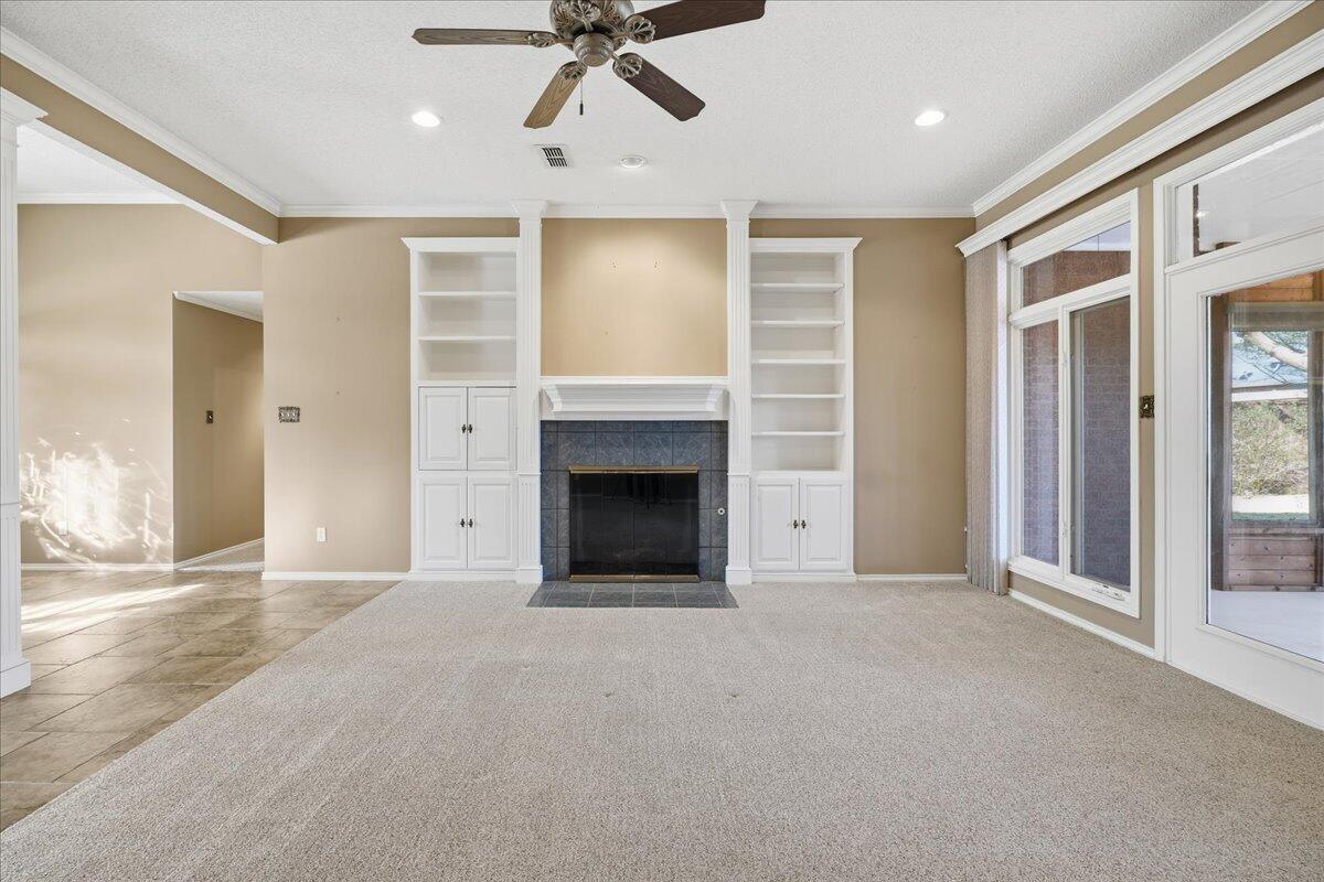 1703 E Casa Linda Lane