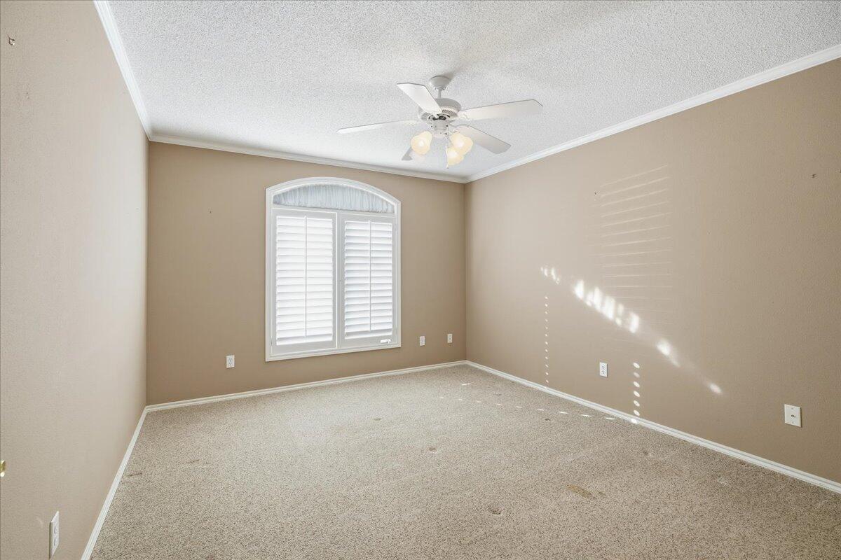 1703 E Casa Linda Lane