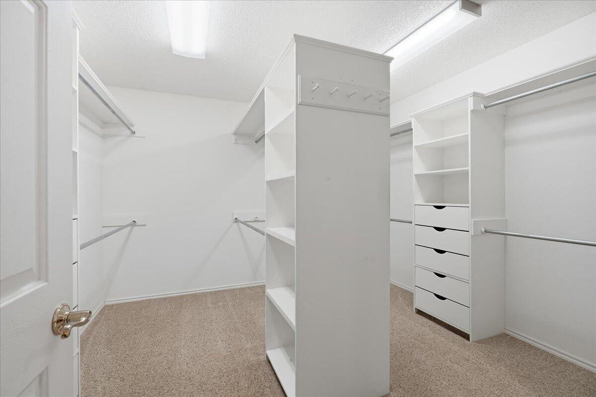 1703 E Casa Linda Lane