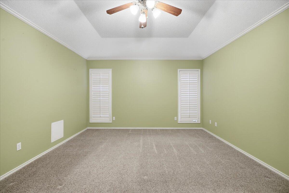 1703 E Casa Linda Lane