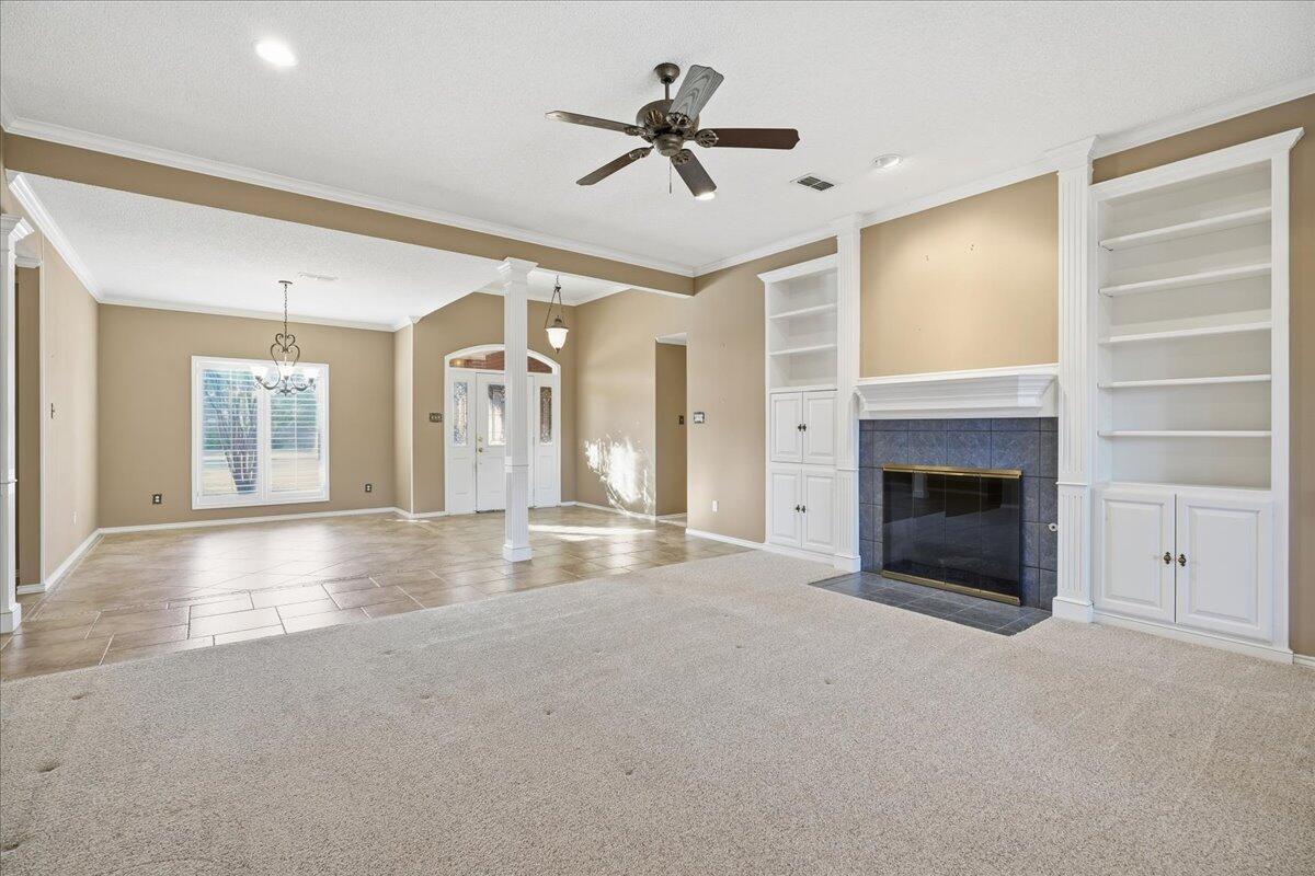 1703 E Casa Linda Lane