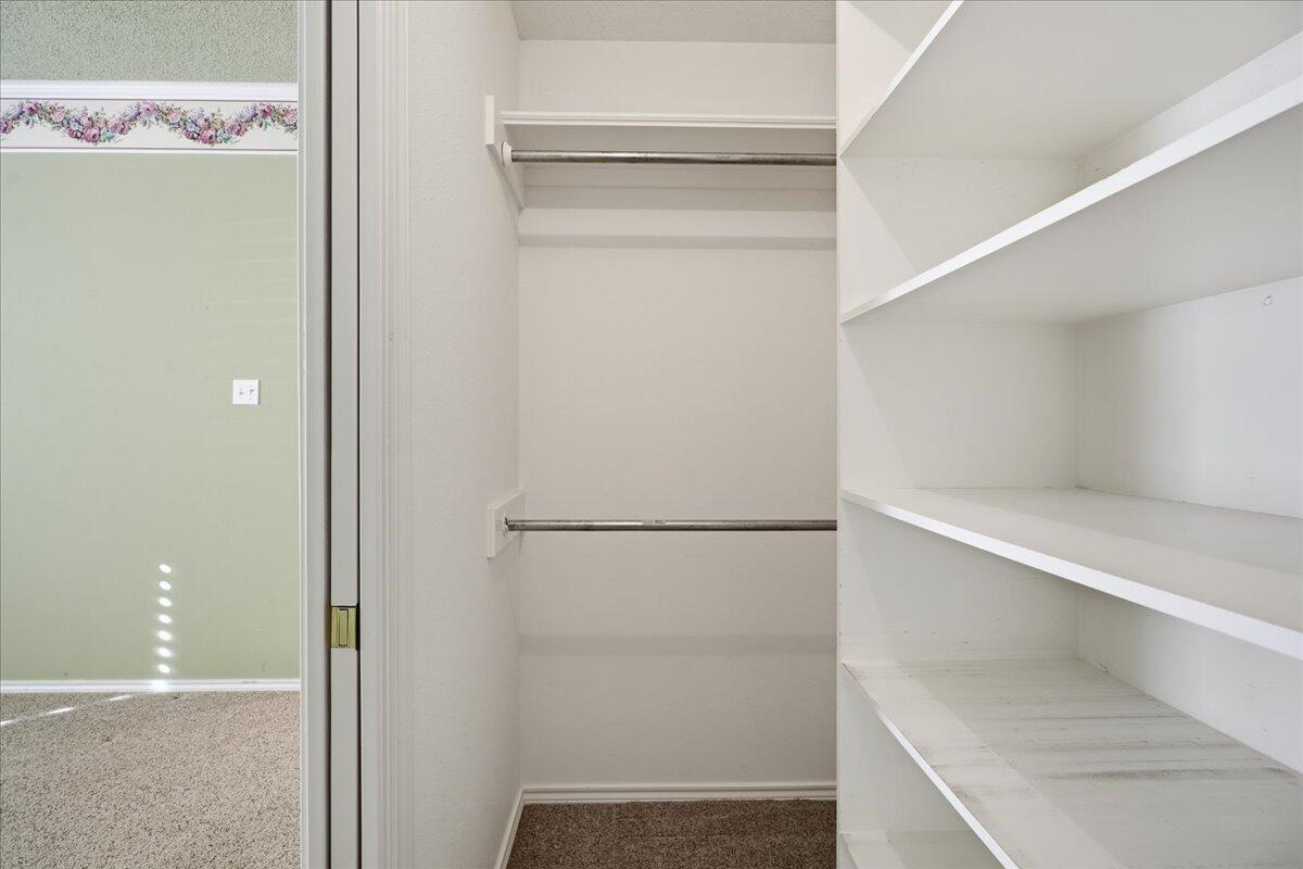 1703 E Casa Linda Lane