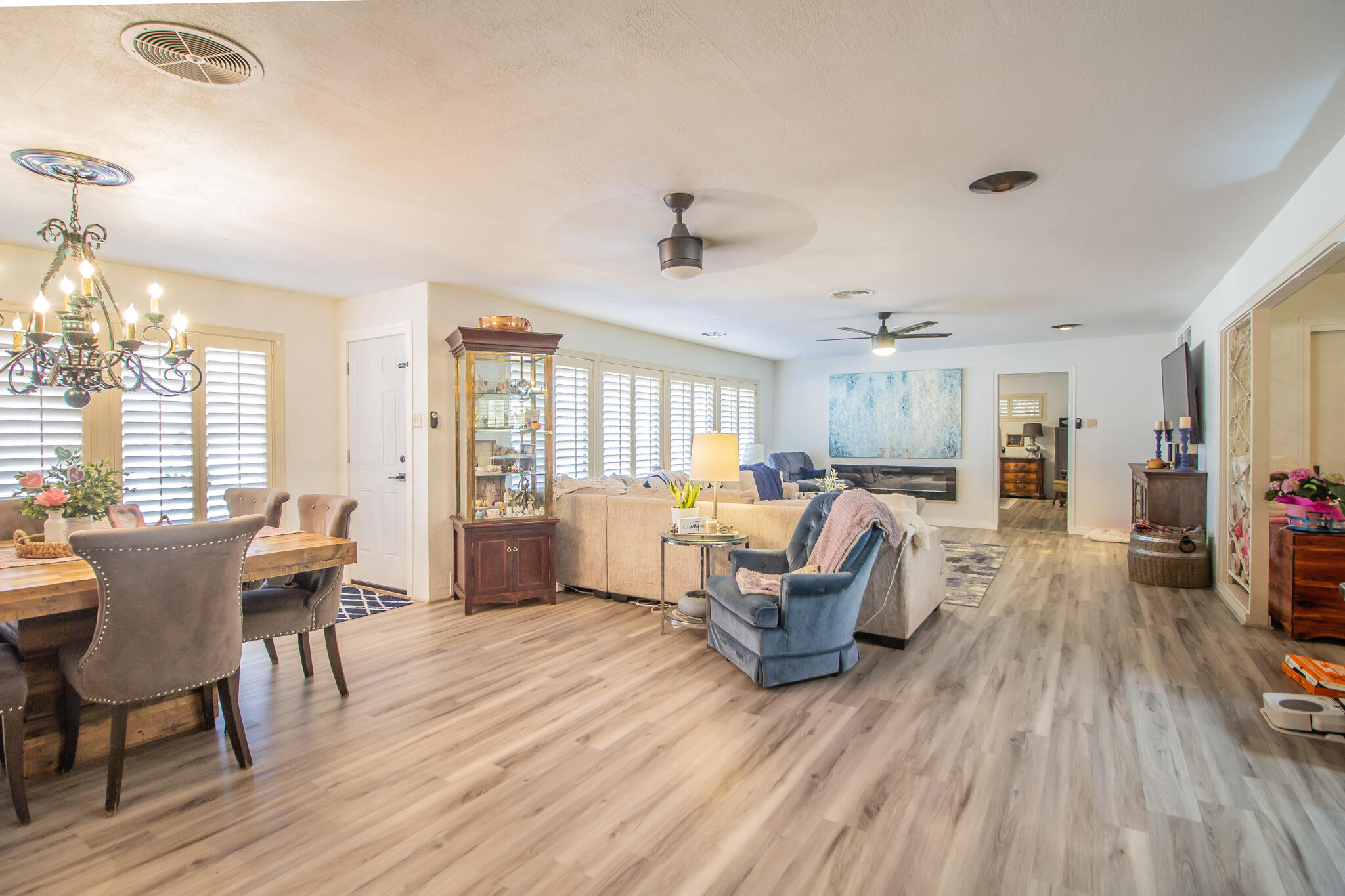 1301 E Buckley Street