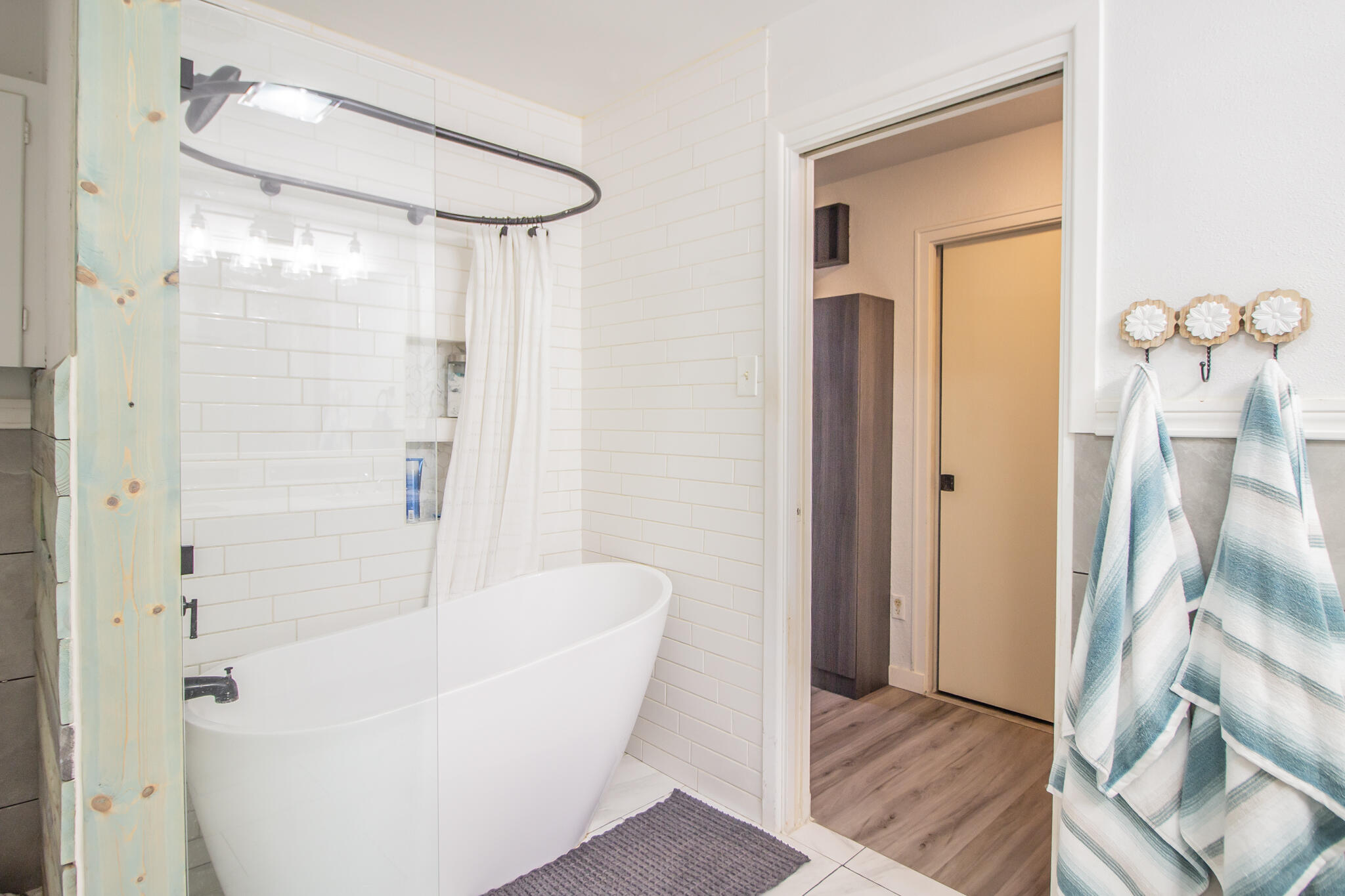 1301 E Buckley Street