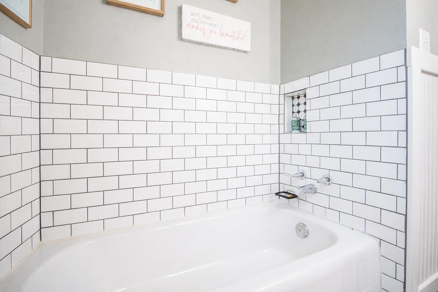 1603 E Reppto Street