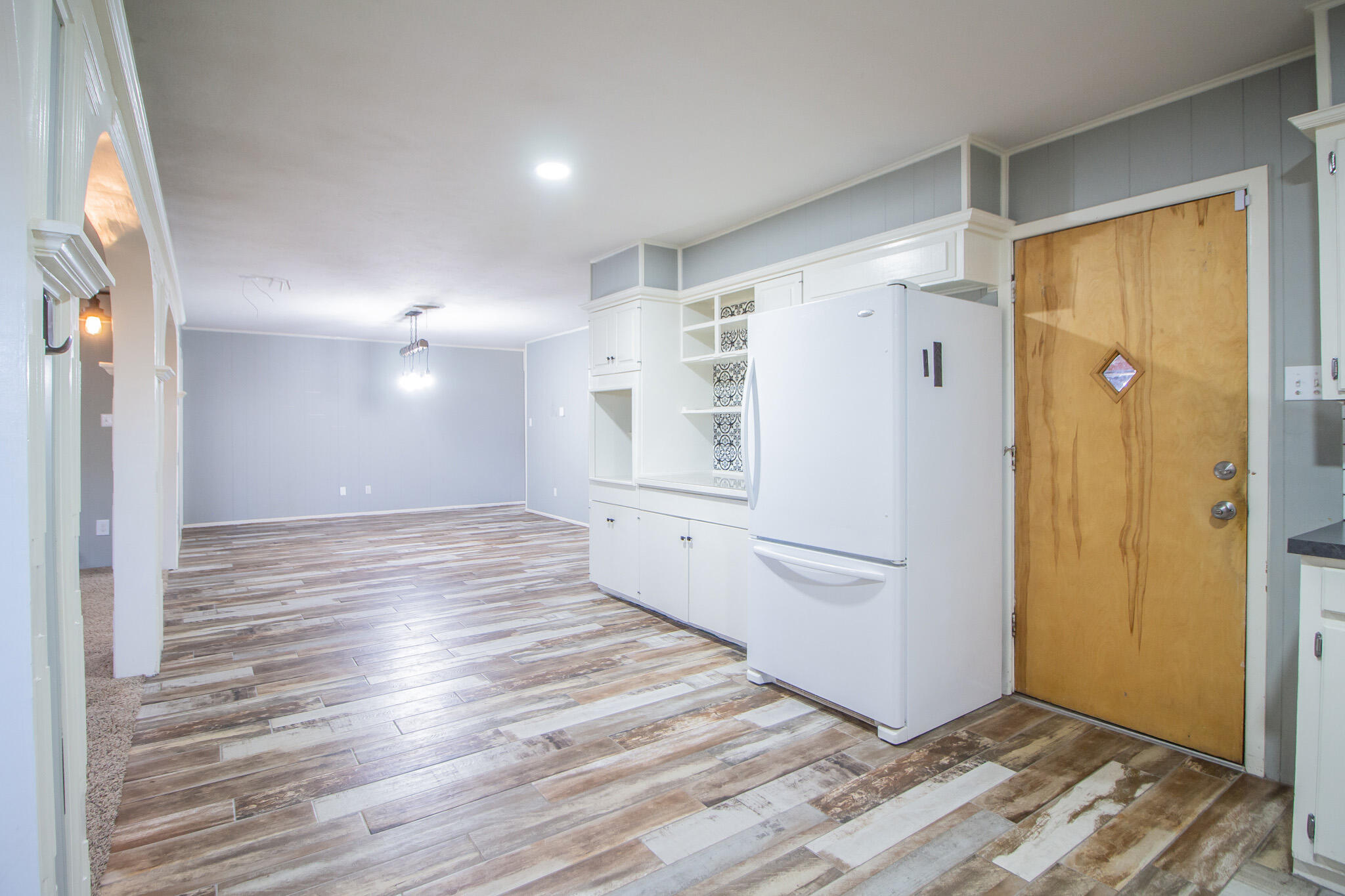 1603 E Reppto Street