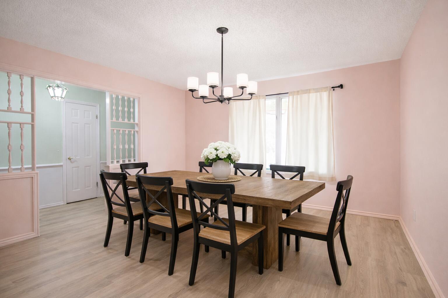 1803 E Buckley Street