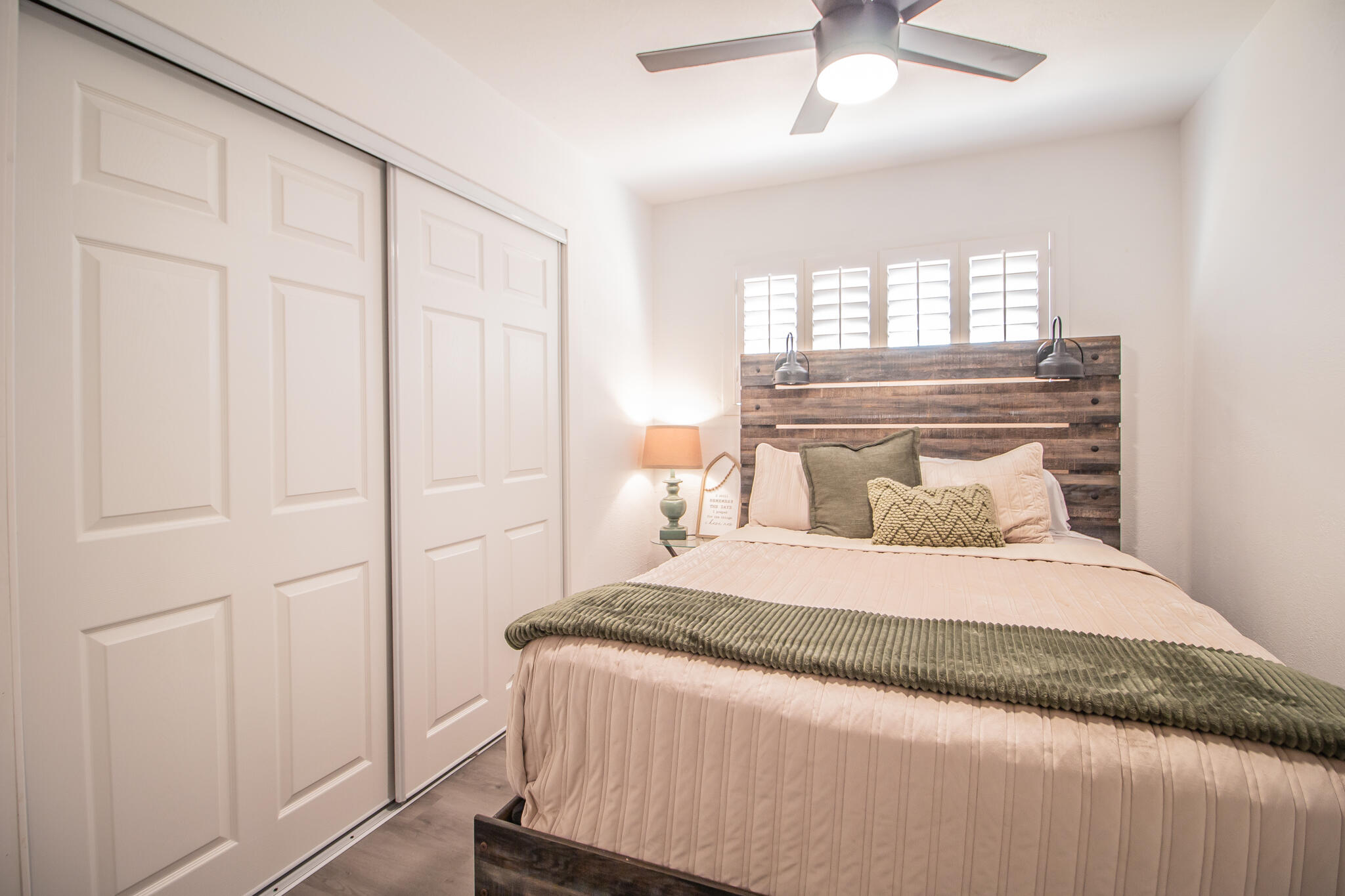 1301 E Buckley Street